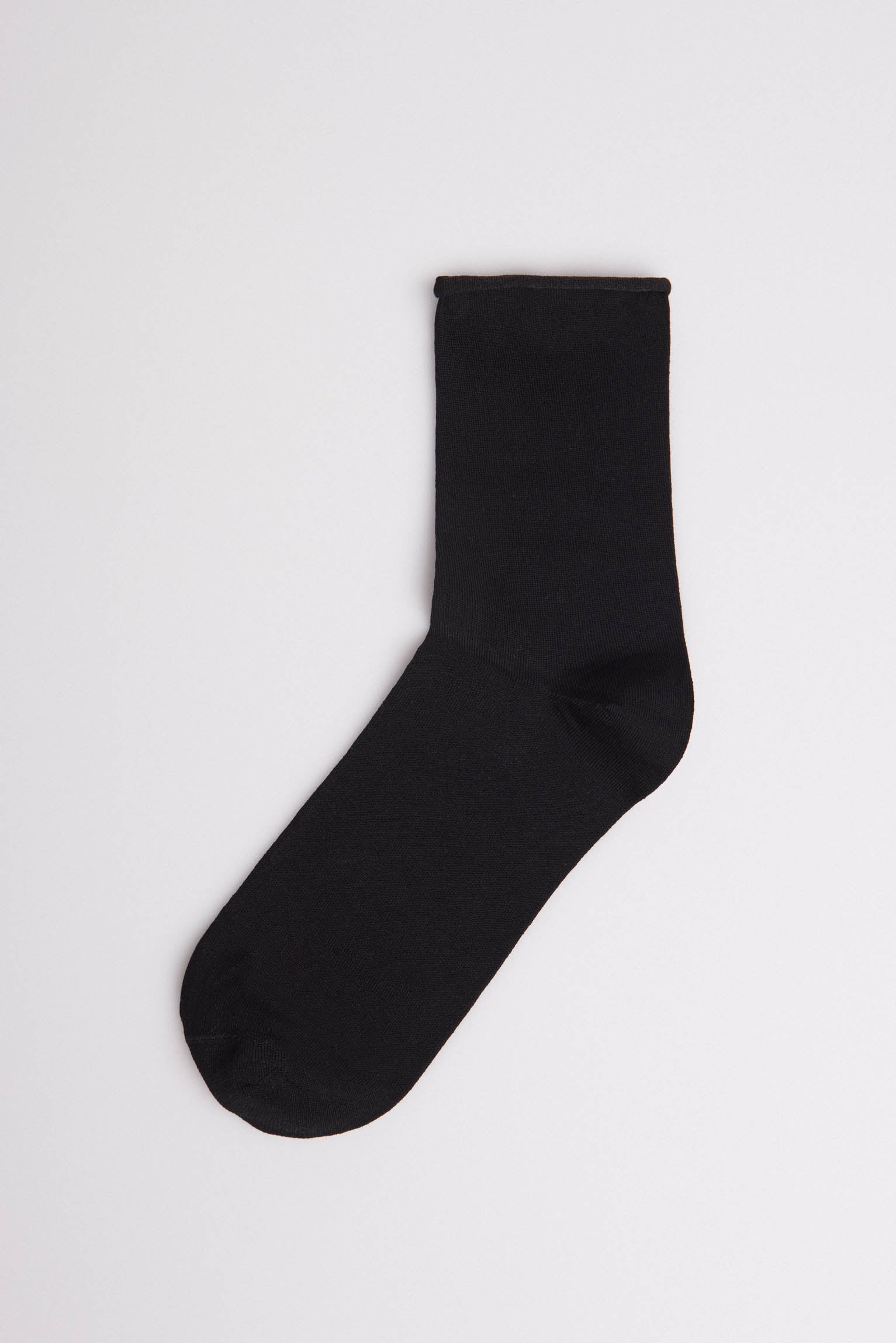 Basic socks without cuff black Scottish thread