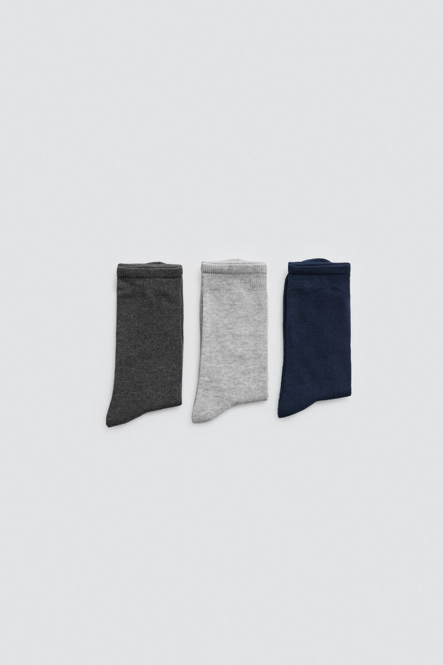 Pack of 3 warm bamboo socks in dark tones