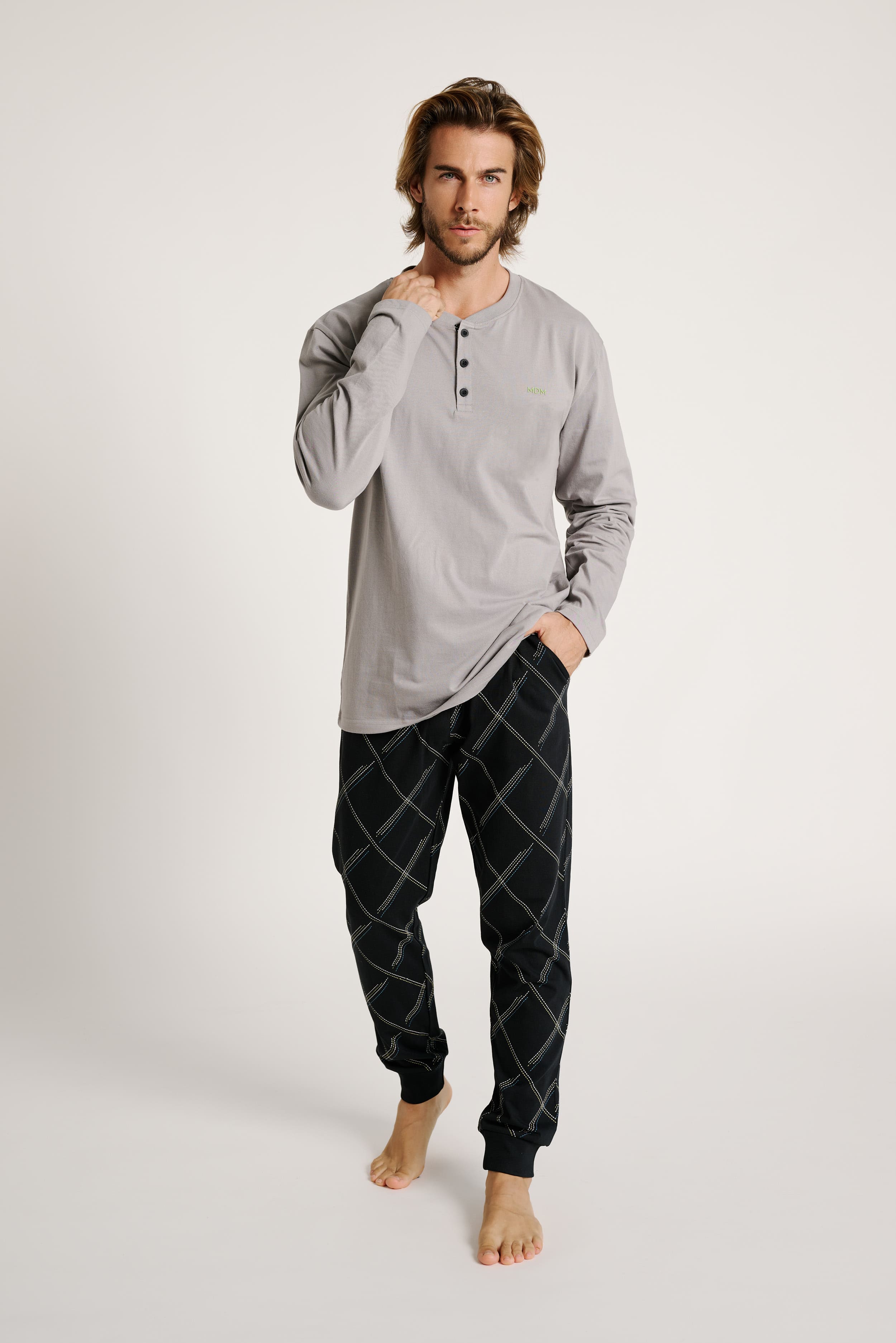 13011002-1-pijama-hombre-cuello-abotonado-estampado-rombos