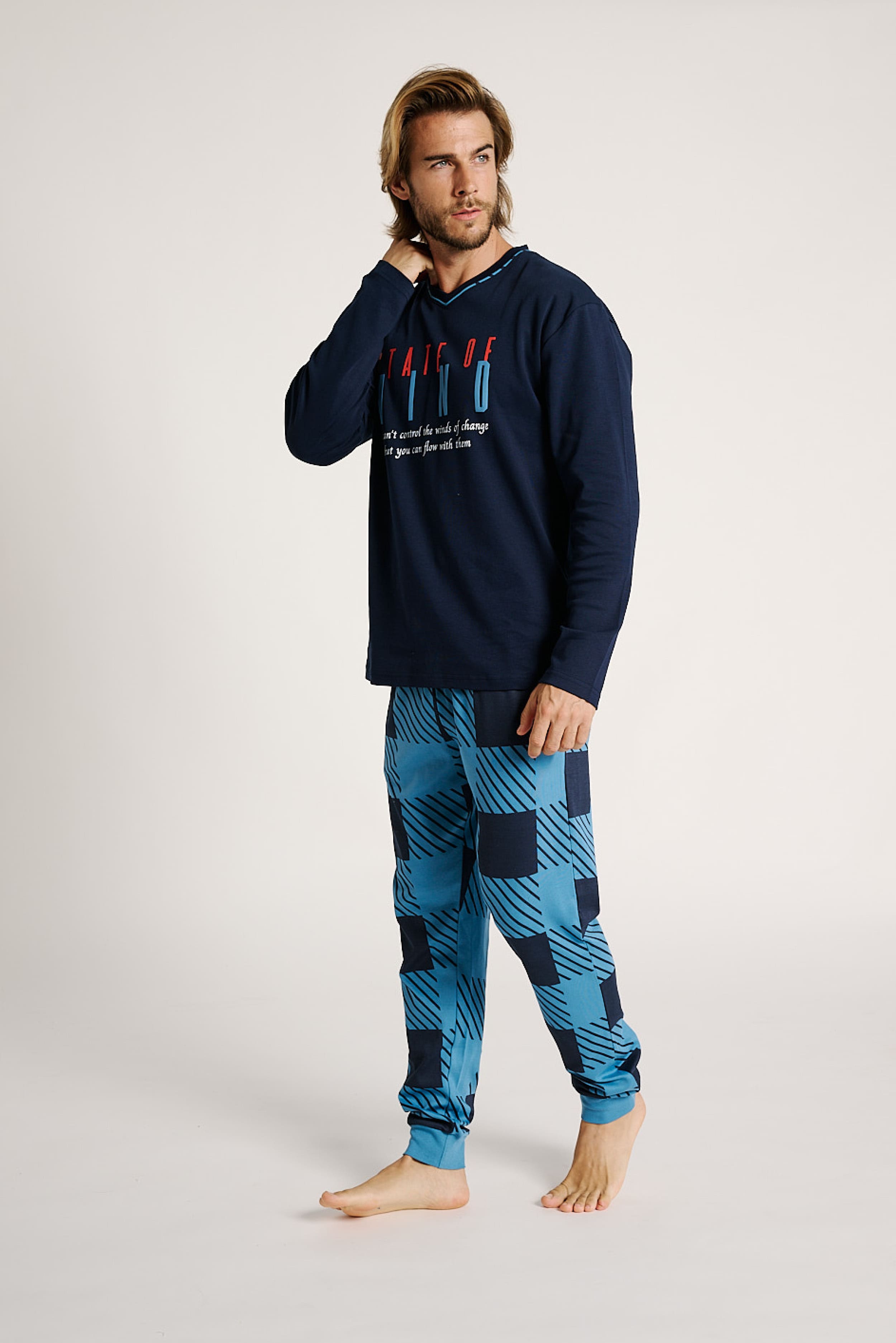 13011004-3-pijama-hombre-estampado