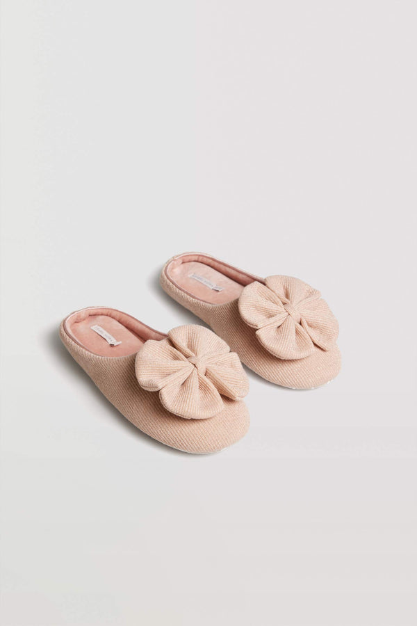 Bow house slippers