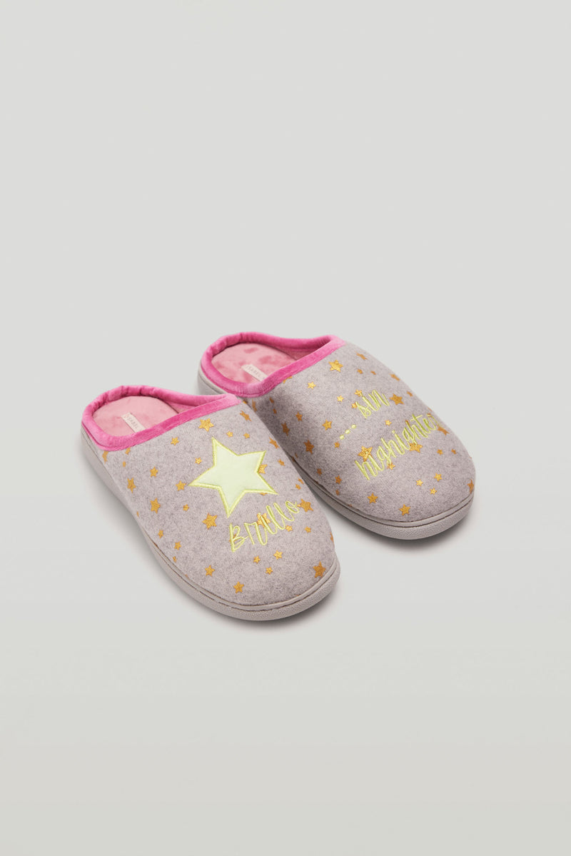 Glitter house slippers without highlighter