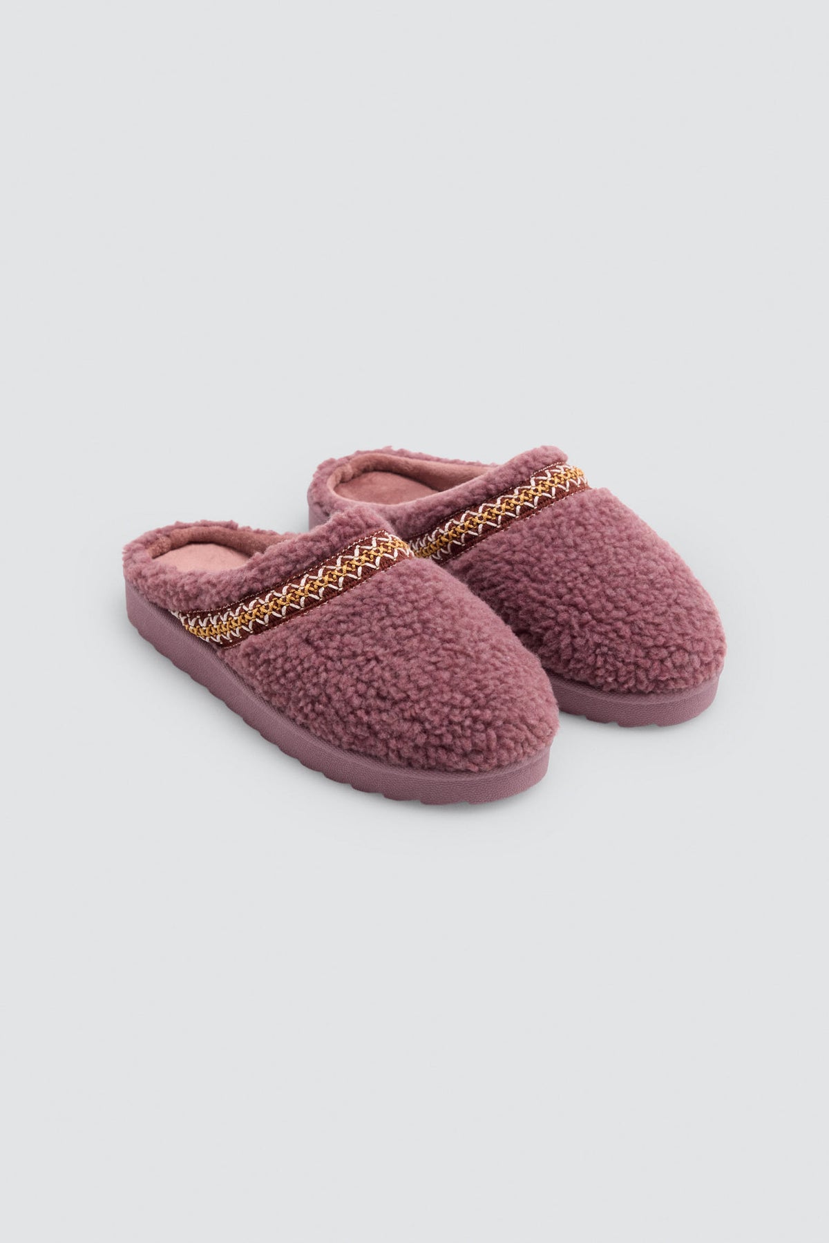 14186-zapatillas-de-casa-mujer-de-pelo-rizado
