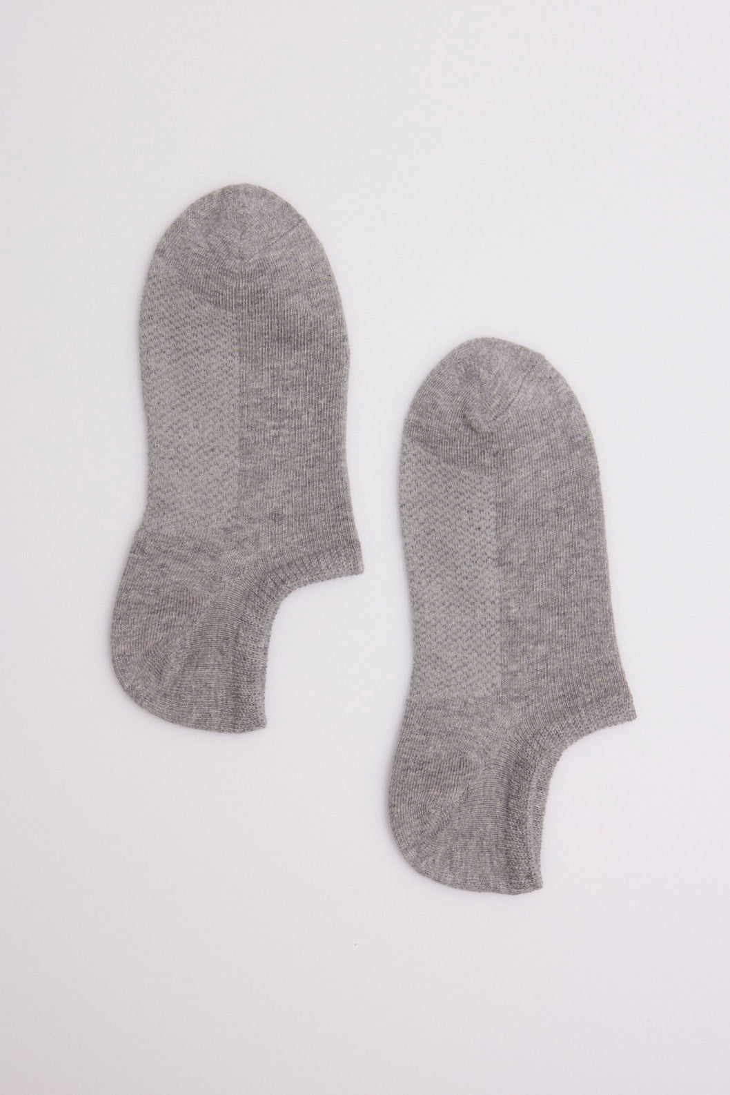 Pack of 3 breathable pinkies socks in neutral colors [R]
