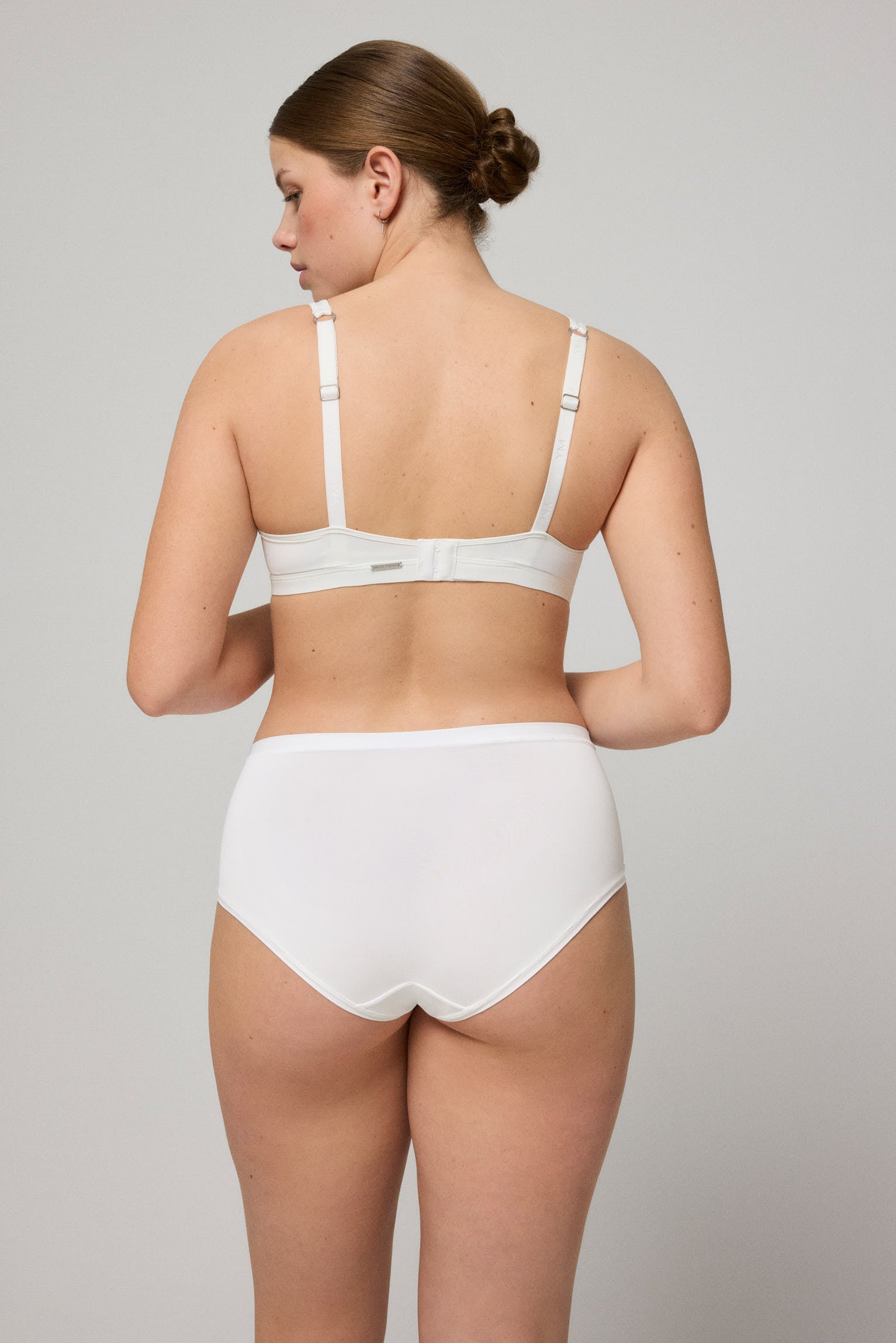 Pack of 2 basic white high-top panties