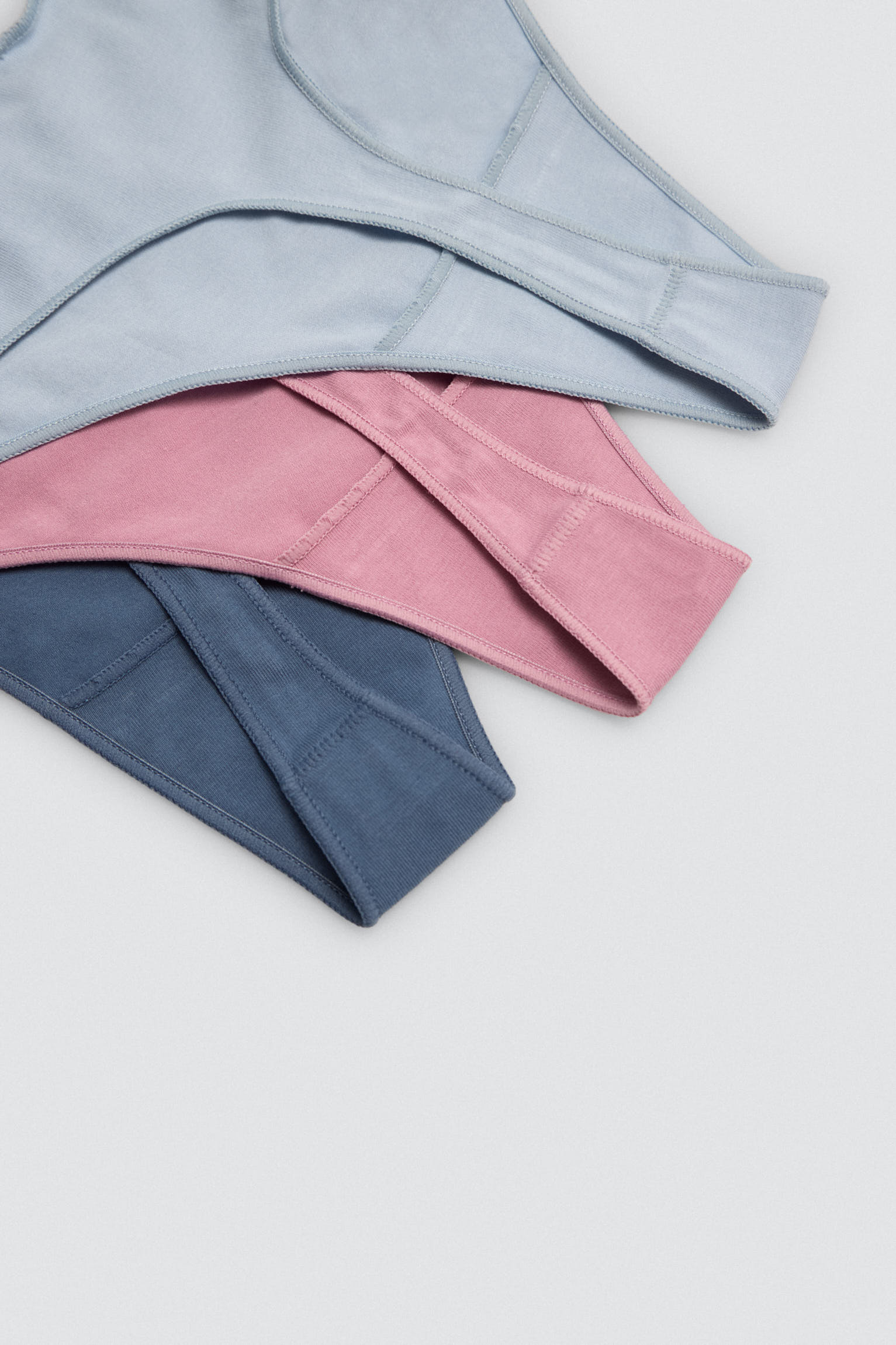 Pack of 3 basic cotton thongs