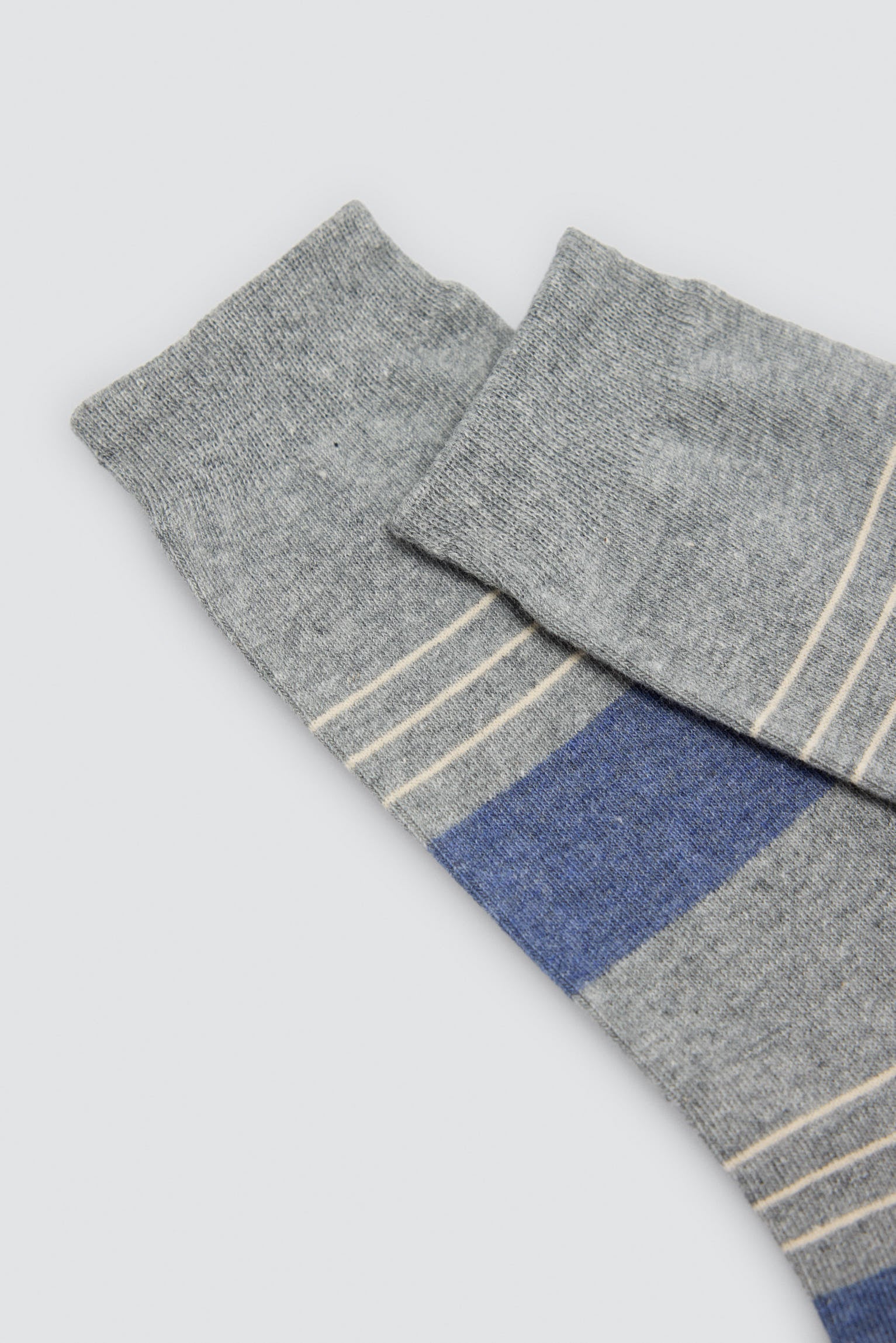 Pack of 6 socks with stripes and geometric prints