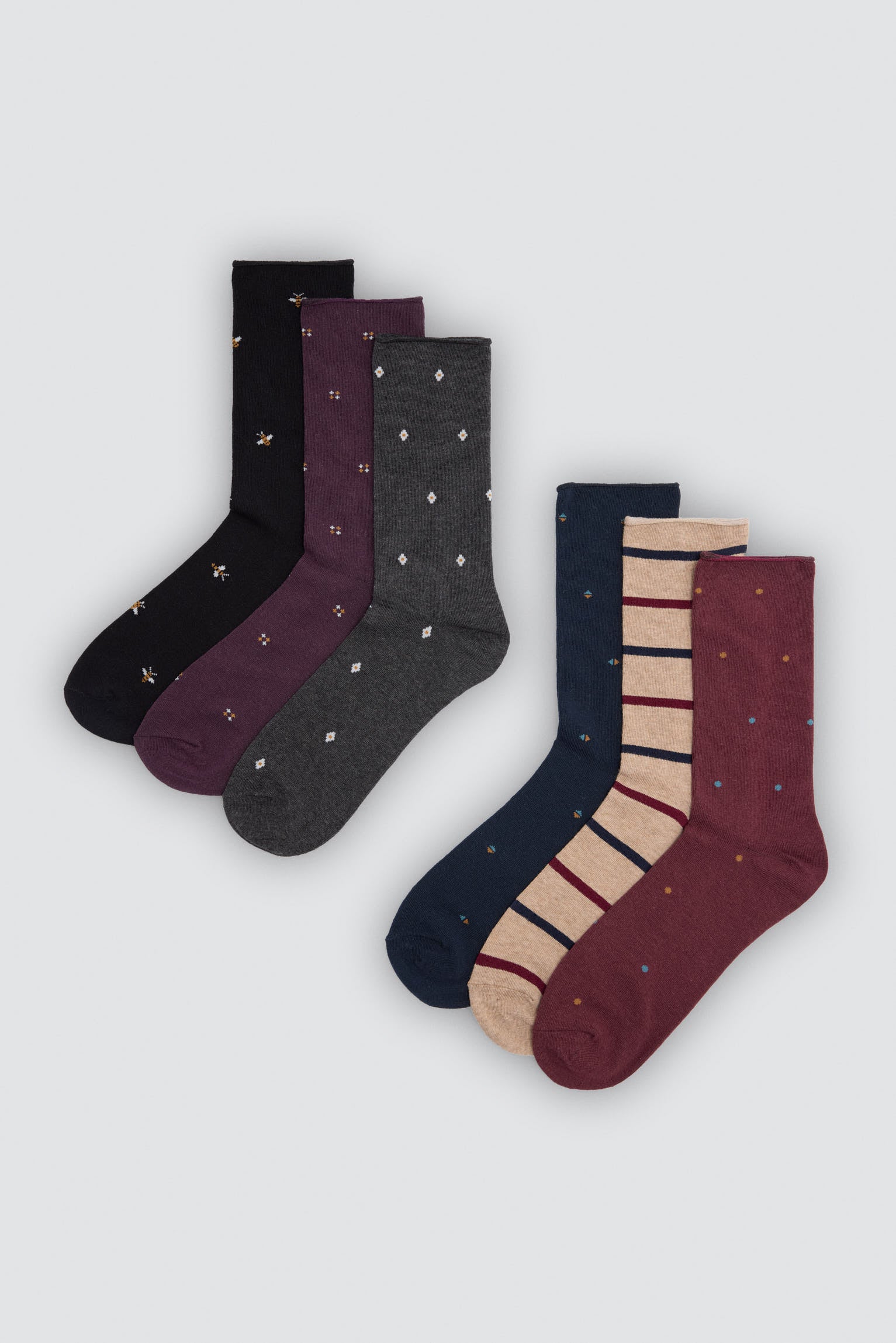 Pack of 6 cuffless assorted printed socks