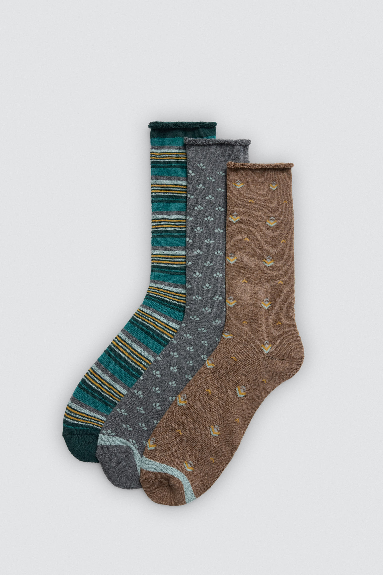 22953-1-pack-3-calcetines-altos-termicos-sin-puno-estampados