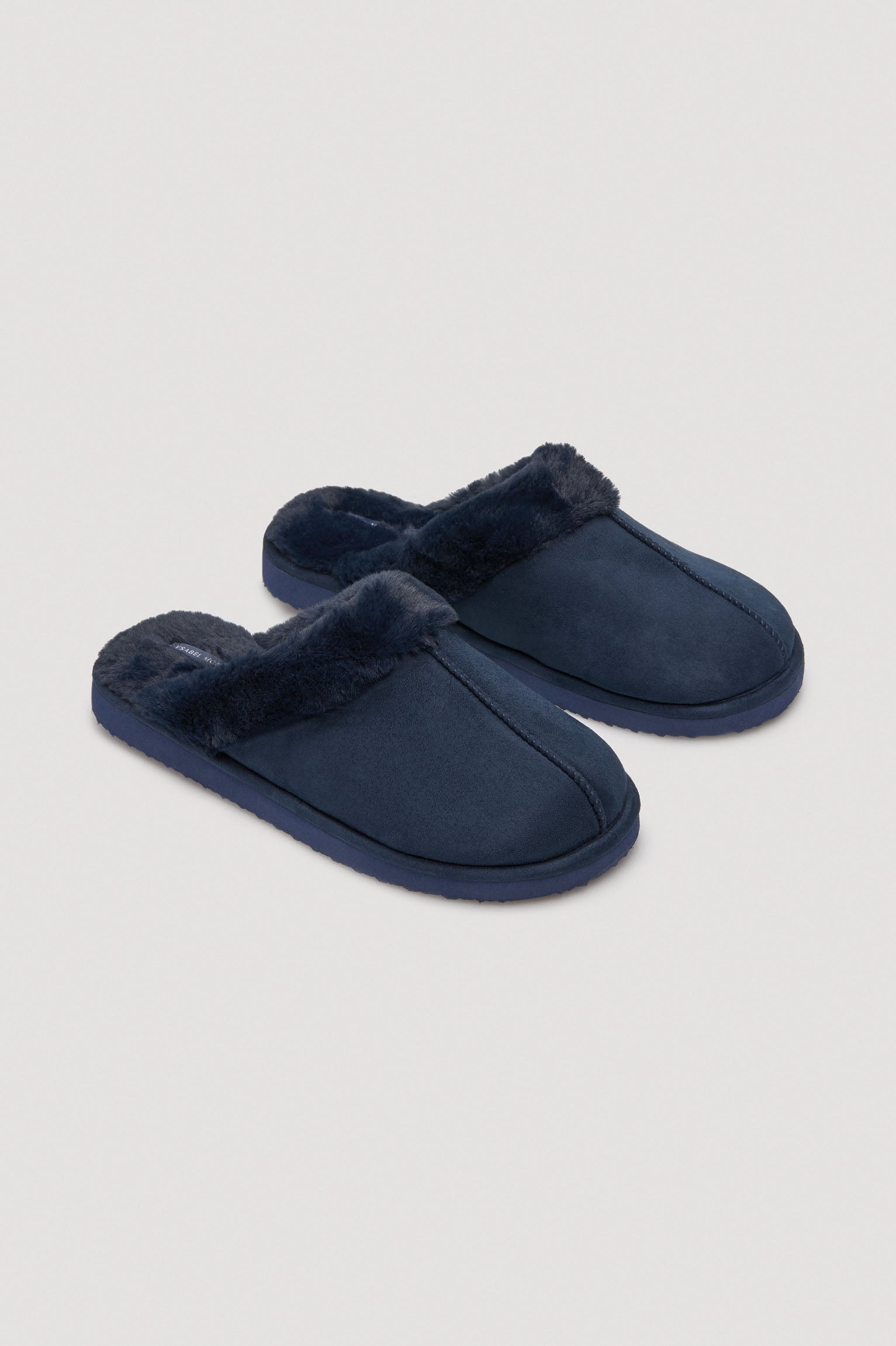 Basic navy fur house slippers