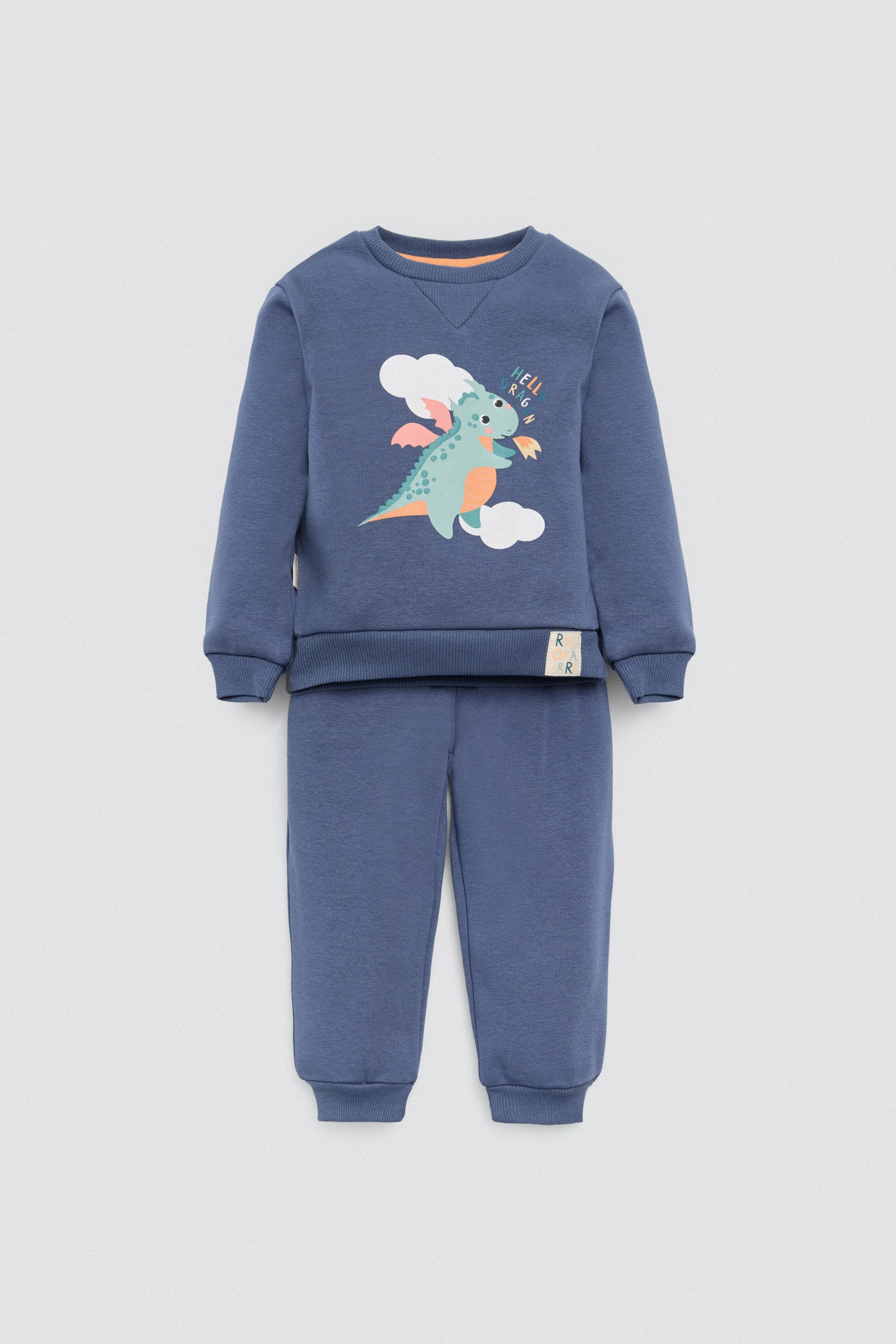 25597-1-conjunto-bebe-sudadera-jogger-dragon-tale