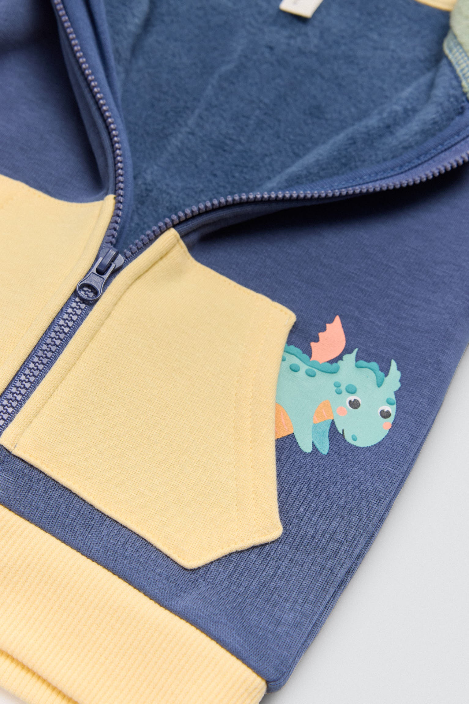 25600-5-conjunto-bebe-manga-larga-dragon-tale