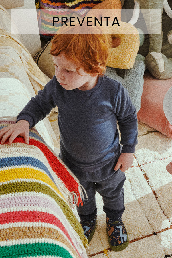PRE-SALE Basic baby set: navy sweatshirt and joggers