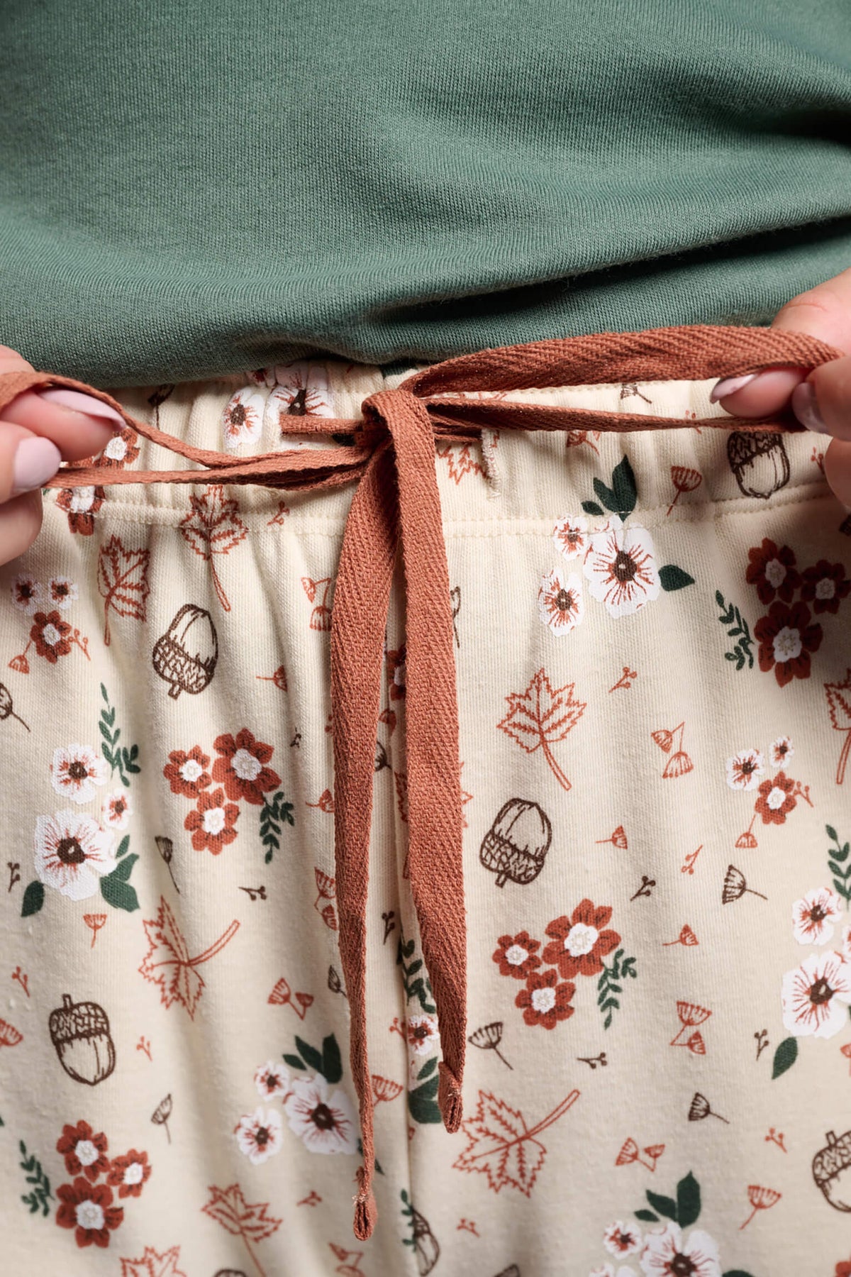 26233-pijama-largo-afelpado-mujer-estampado-otono-calido