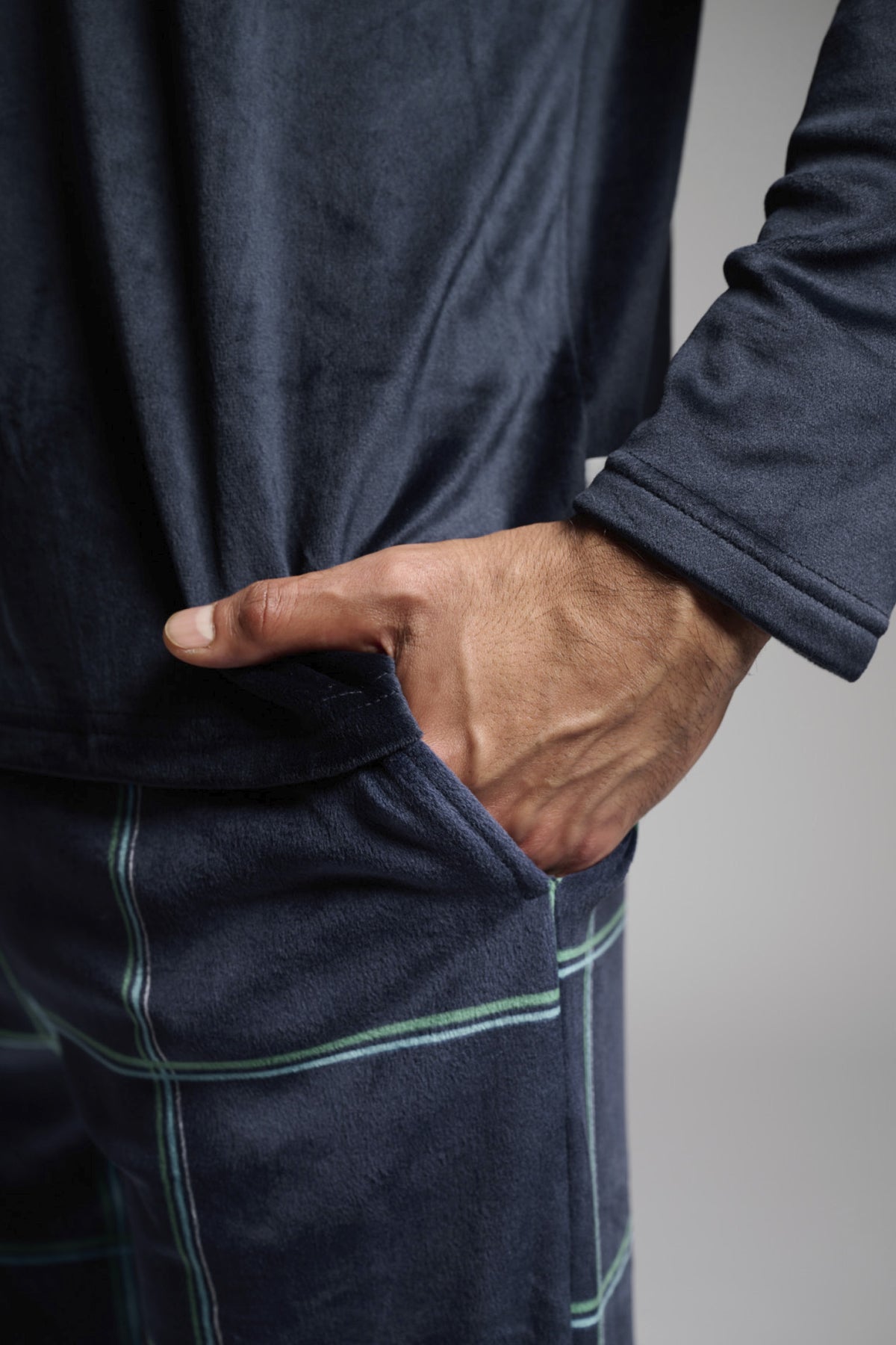 Men's long velvet Making History checked pyjamas