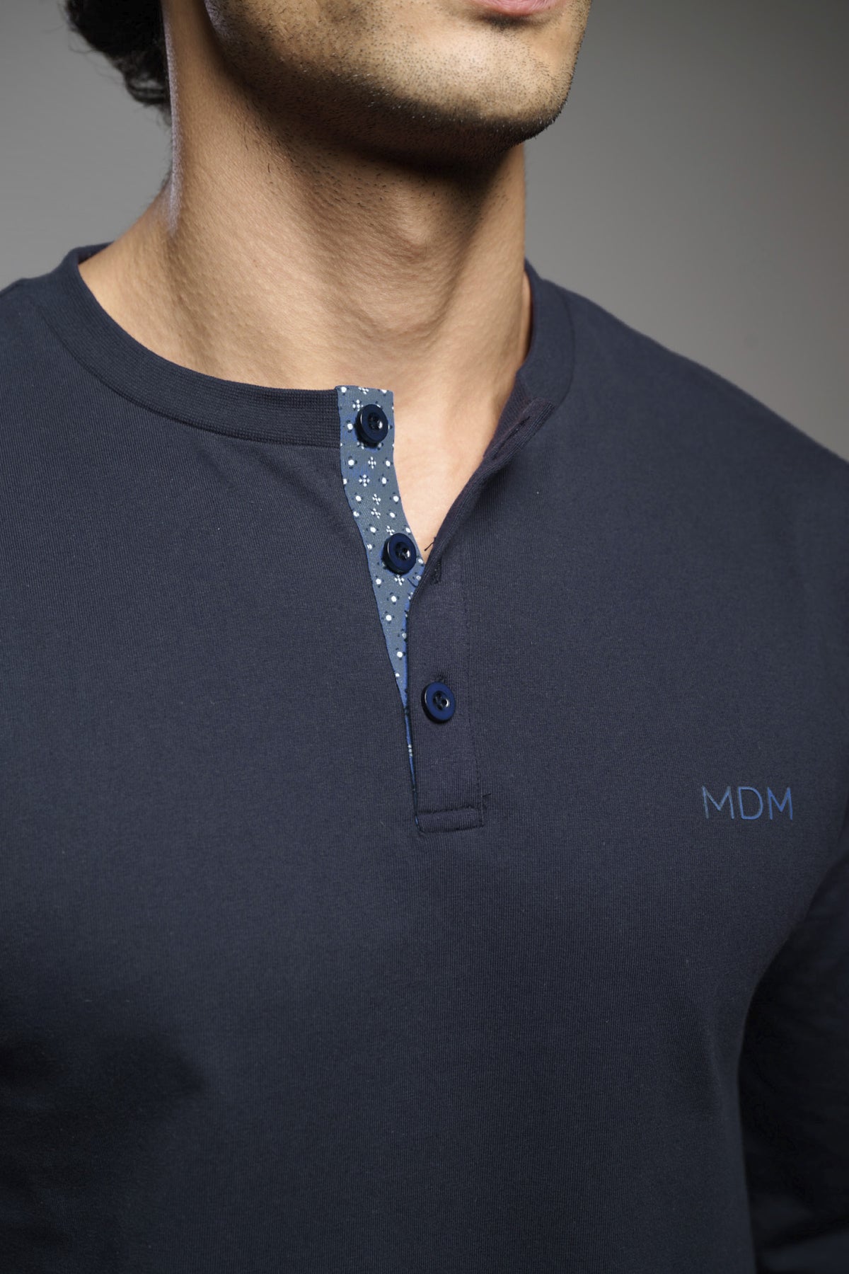 Men's long cotton shirt-style Henley-neck printed pyjamas