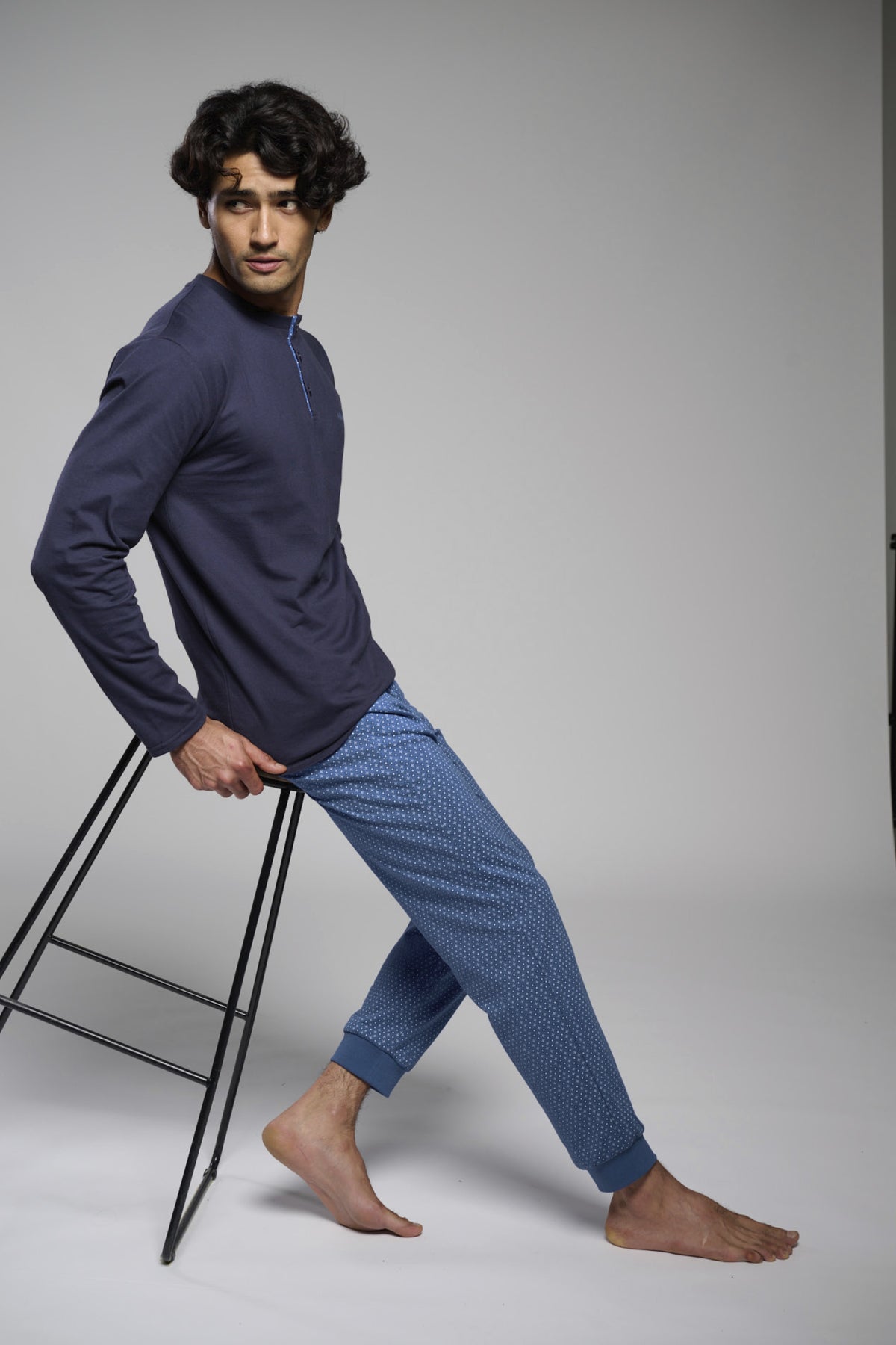 Men's long cotton shirt-style Henley-neck printed pyjamas