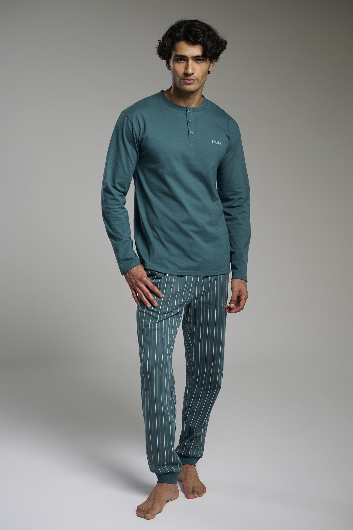 Men's long cotton Henley-neck striped pyjamas