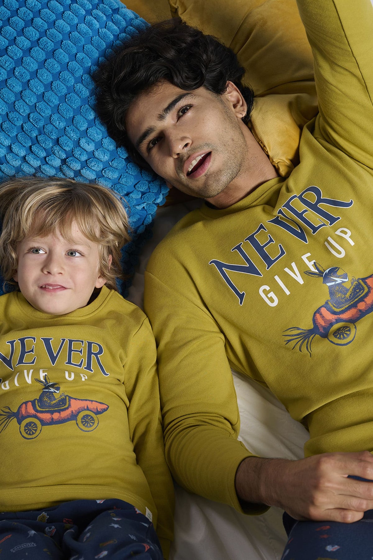 Men's long brushed Never Give Up driver-print pyjamas