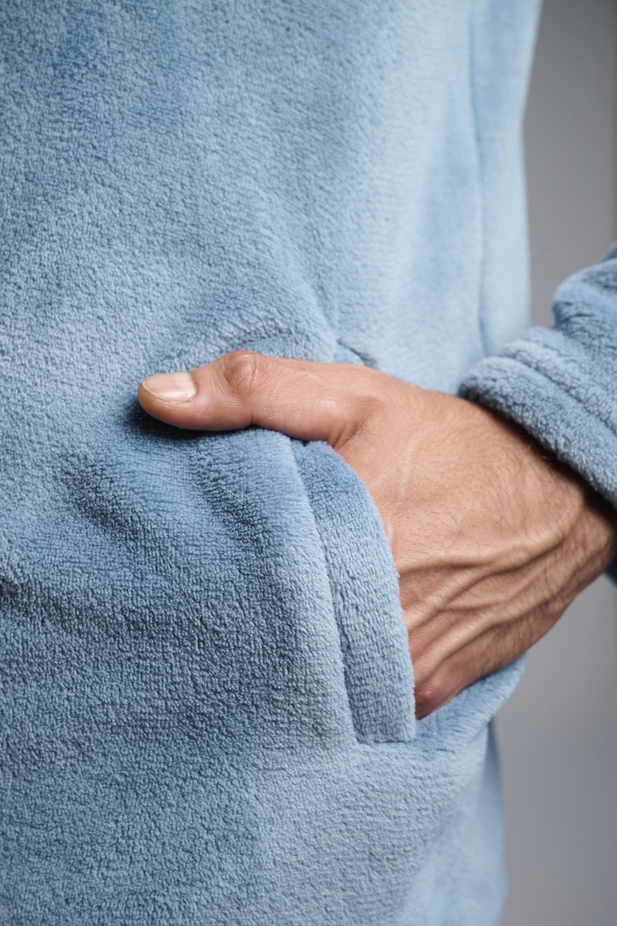 Men's short blue coral fleece robe with zip