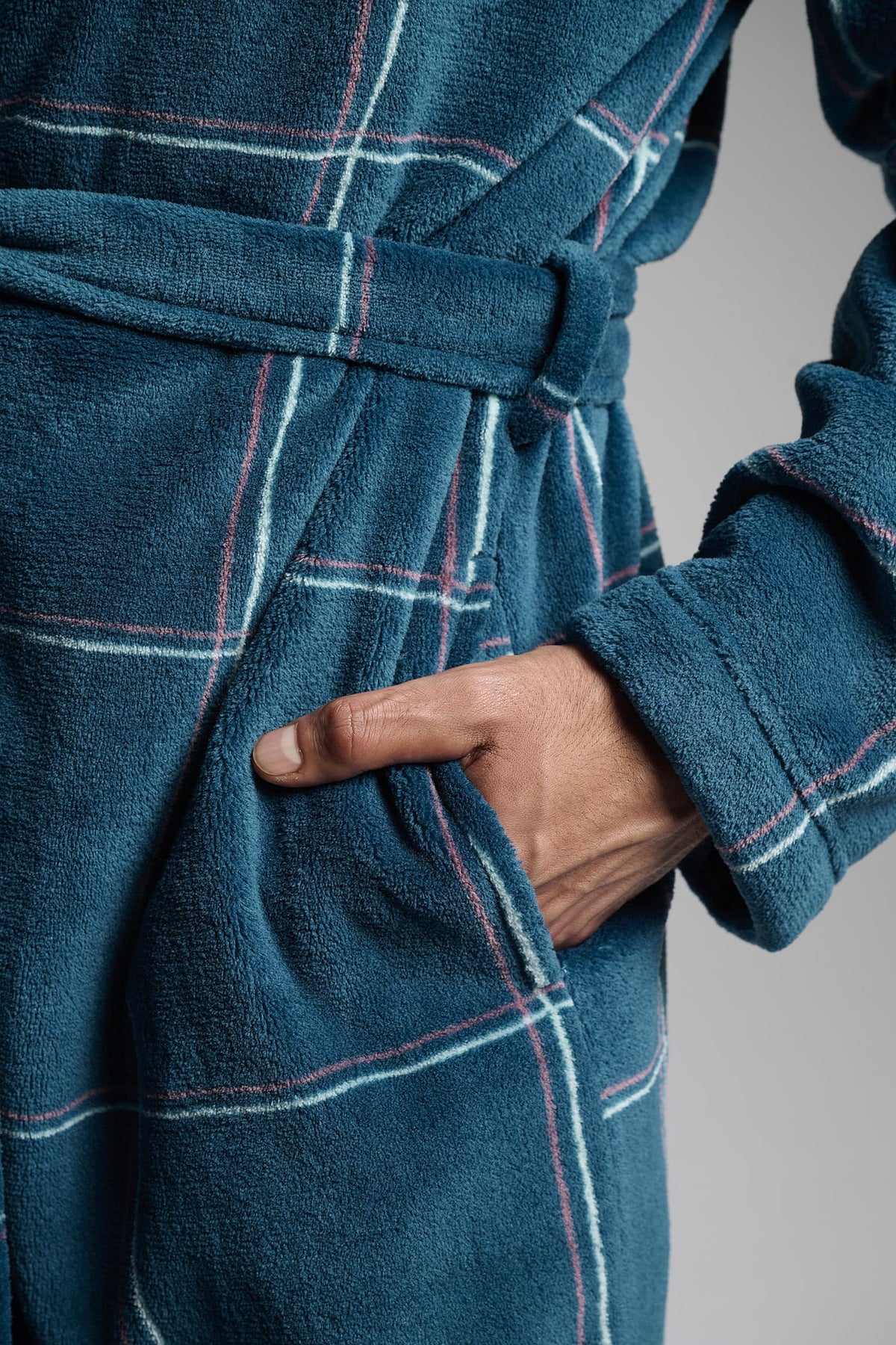 Men's long checked coral fleece robe