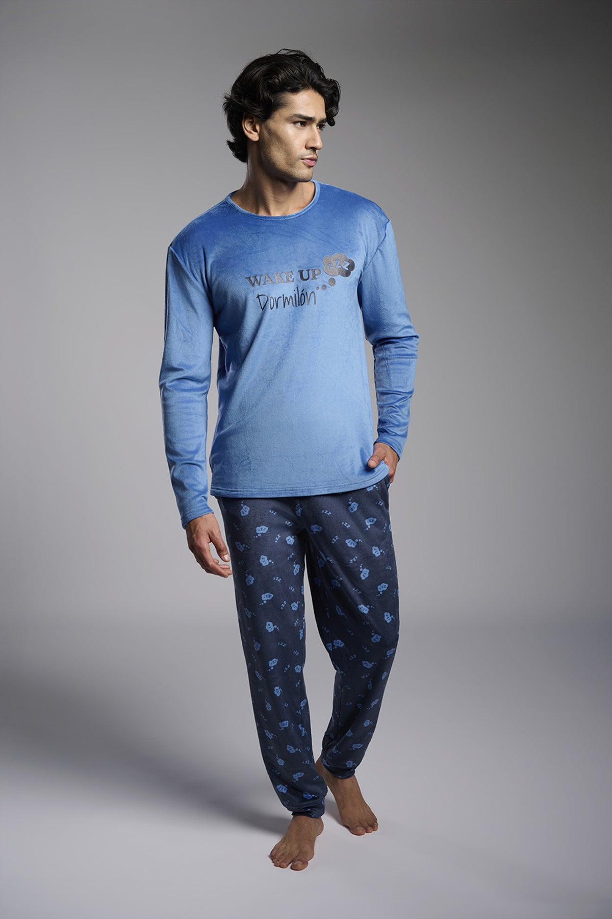 Men's long velvet Wake Up sleepyhead printed pyjamas