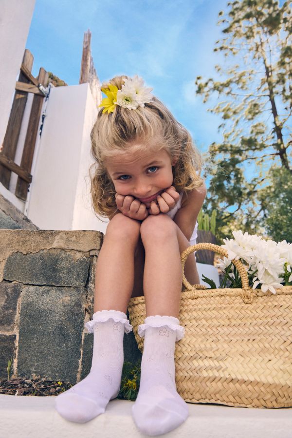 Children's socks with openwork lace detail, white