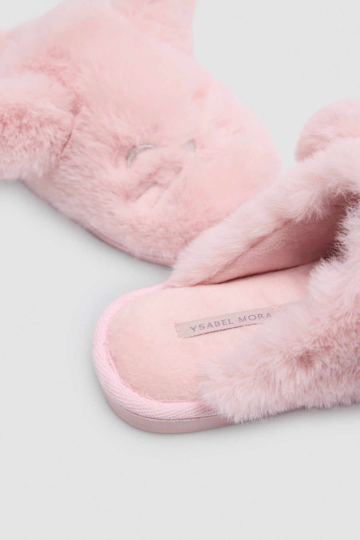 Zapatillas de casa niña con pelo y orejas 3D gato