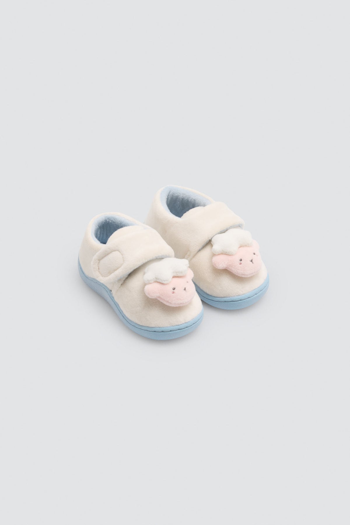 Zapatillas de casa bebé cerradas con oveja 3D