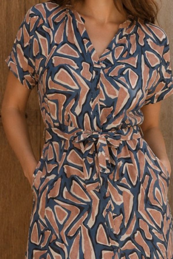 Printed short-sleeved shirt dress