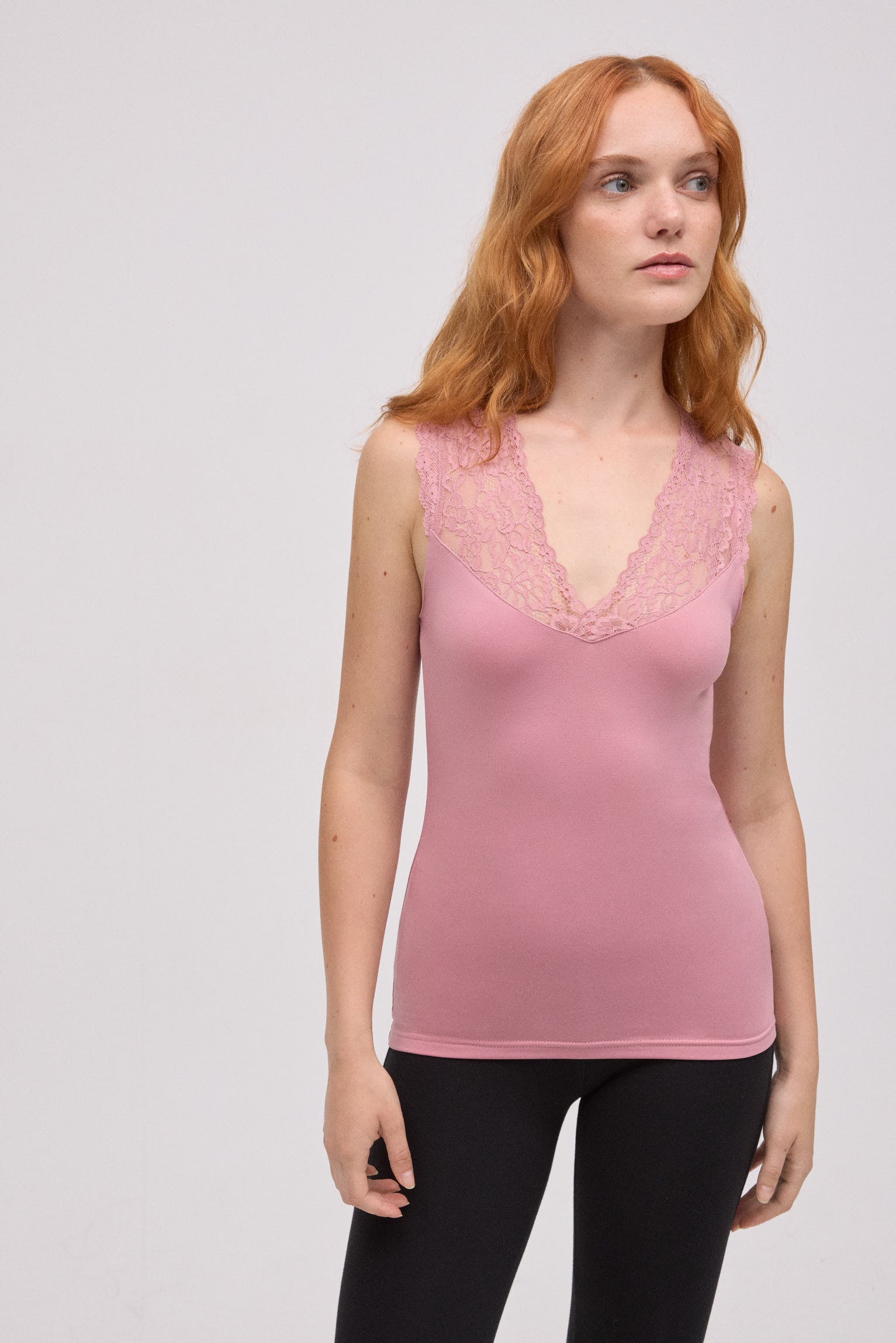 70035-1-camiseta-termica-mujer-ysabel-mora-rosa