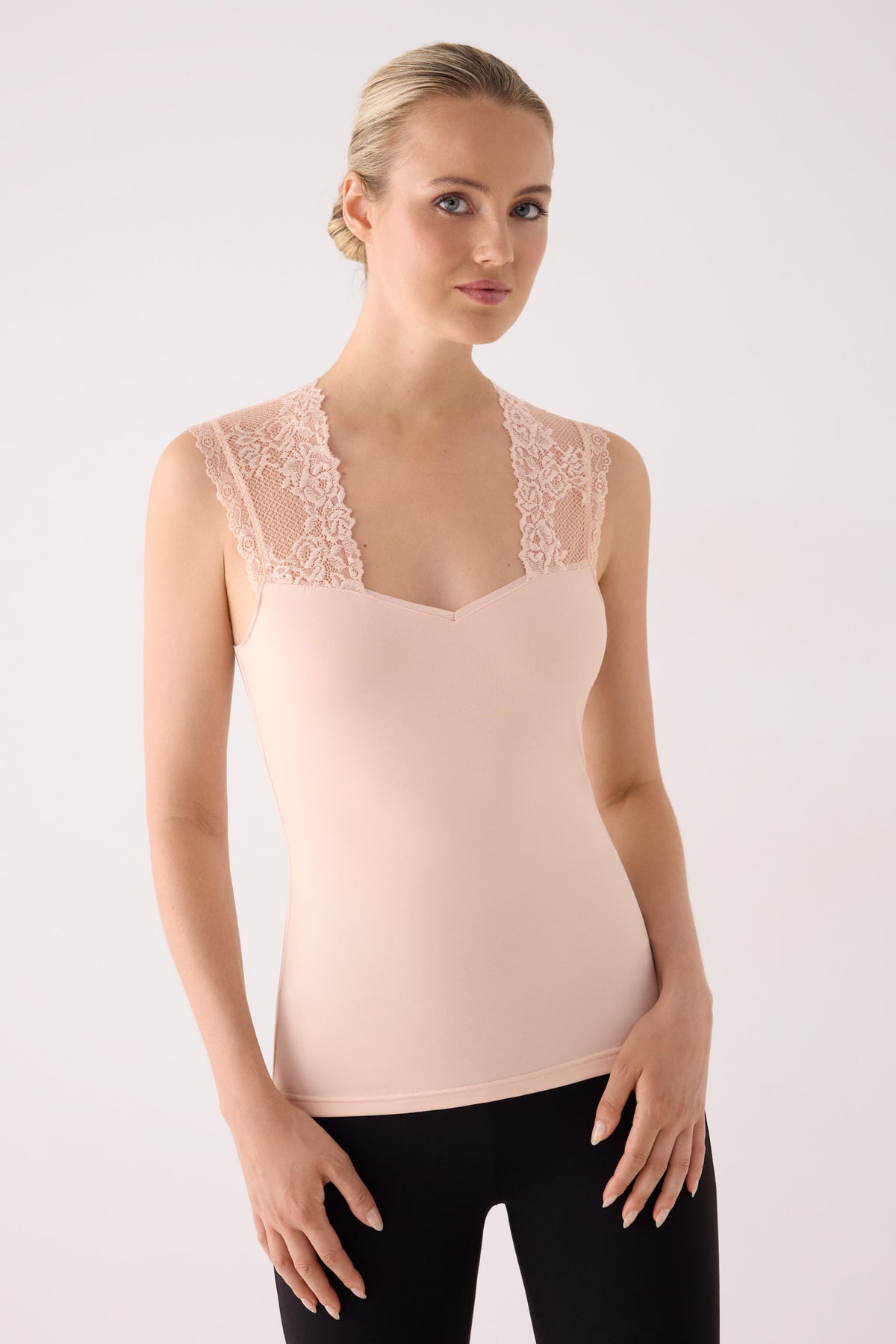 THERMAL Women's sleeveless T-shirt with beige lace