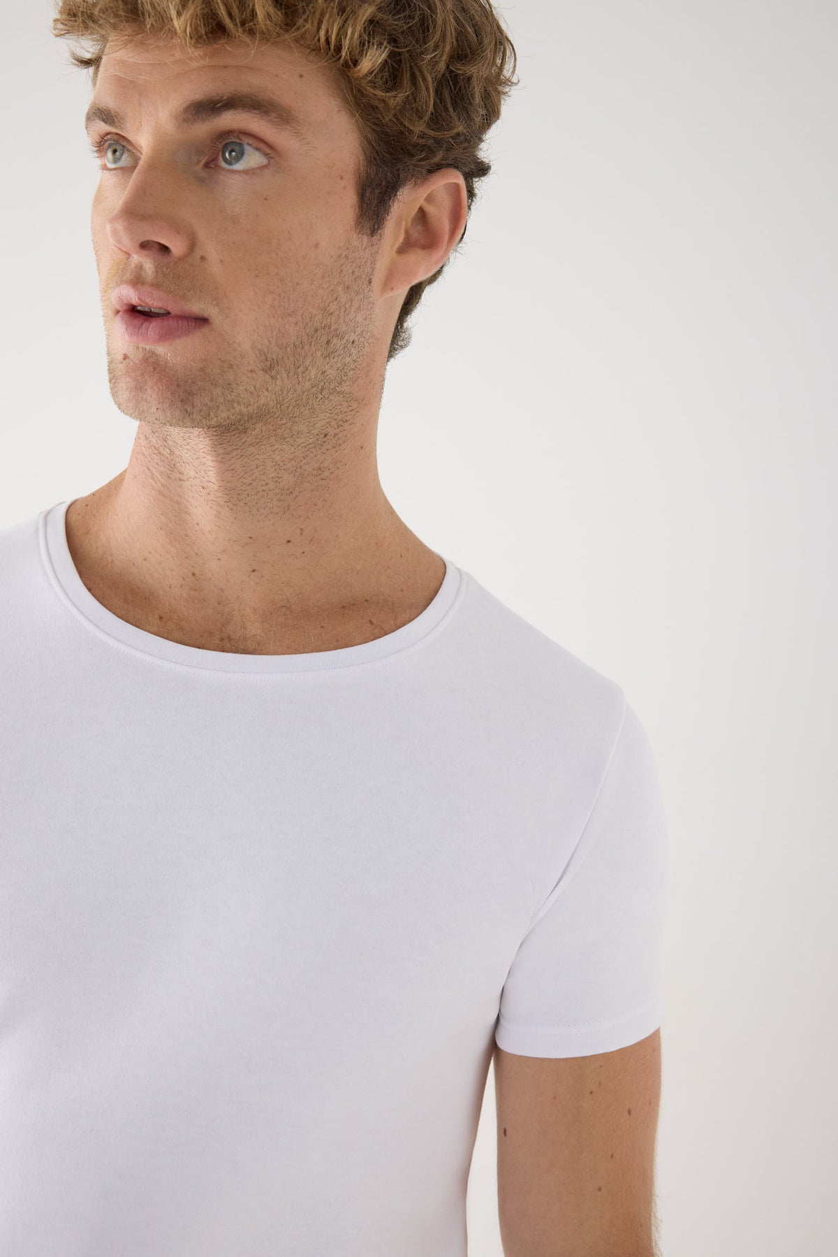 LIGHTWEIGHT THERMAL Men's short-sleeved white cotton t-shirt