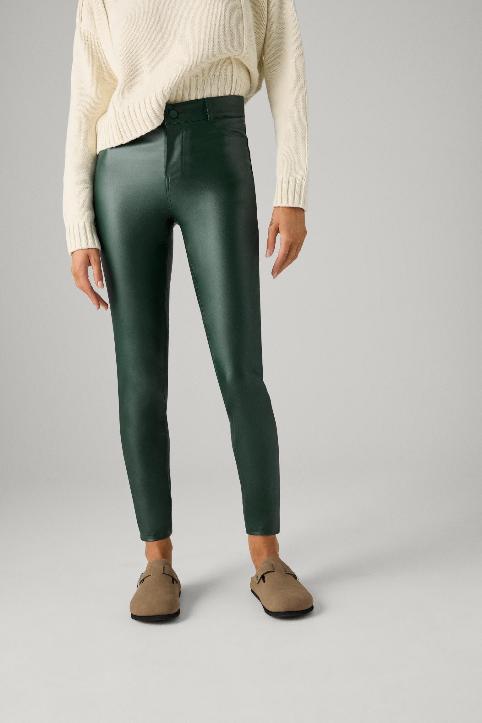 Bkstg Pantalon Engomado Rojo Pantalon Charo De Vinilo Mujer 47