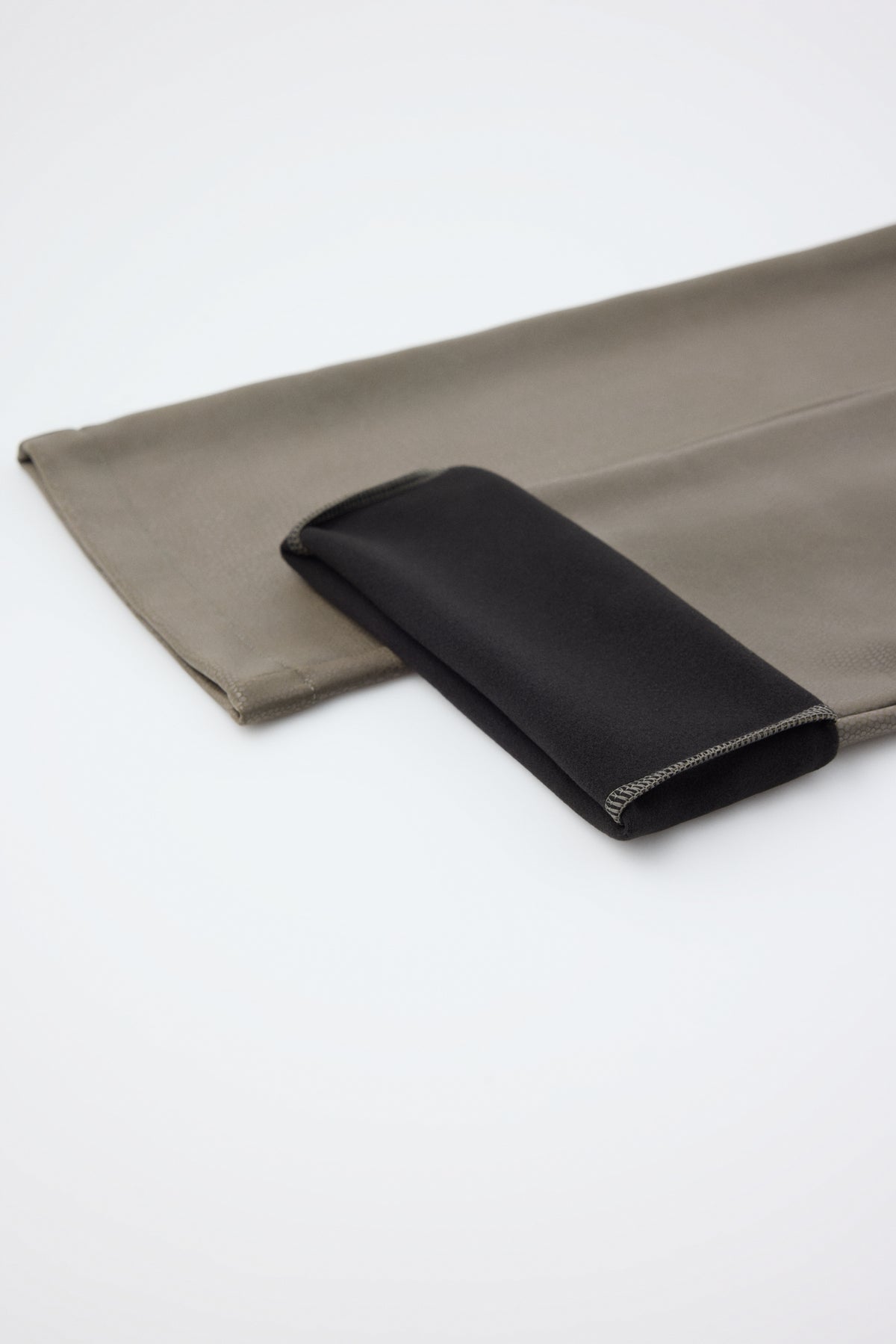 THERMAL olive-green faux-leather flared push-up trousers
