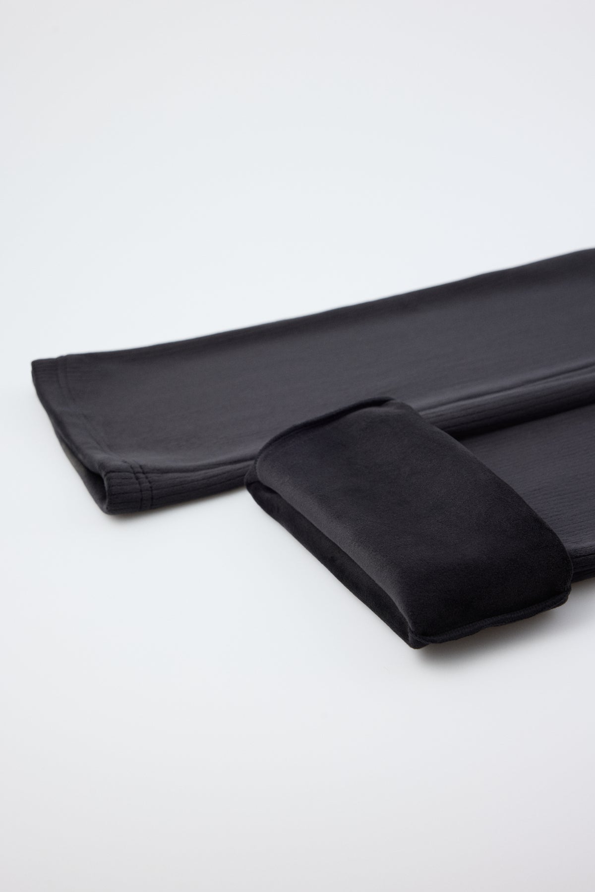 ULTRA THERMAL corduroy-effect flared leggings, black