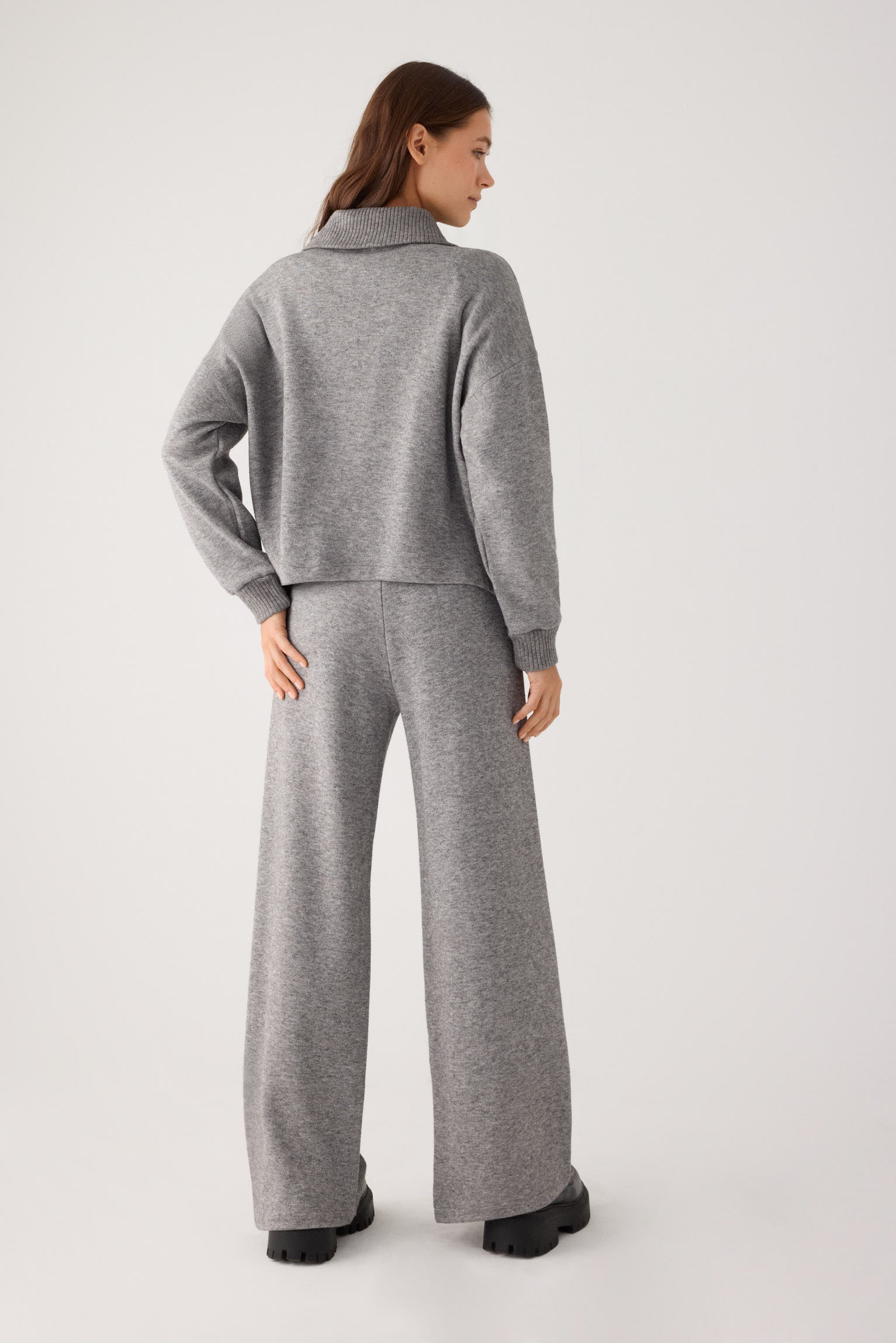 70727-melange-grey-pantalones-comodos-anchos-calidos-tiro-alto-gris