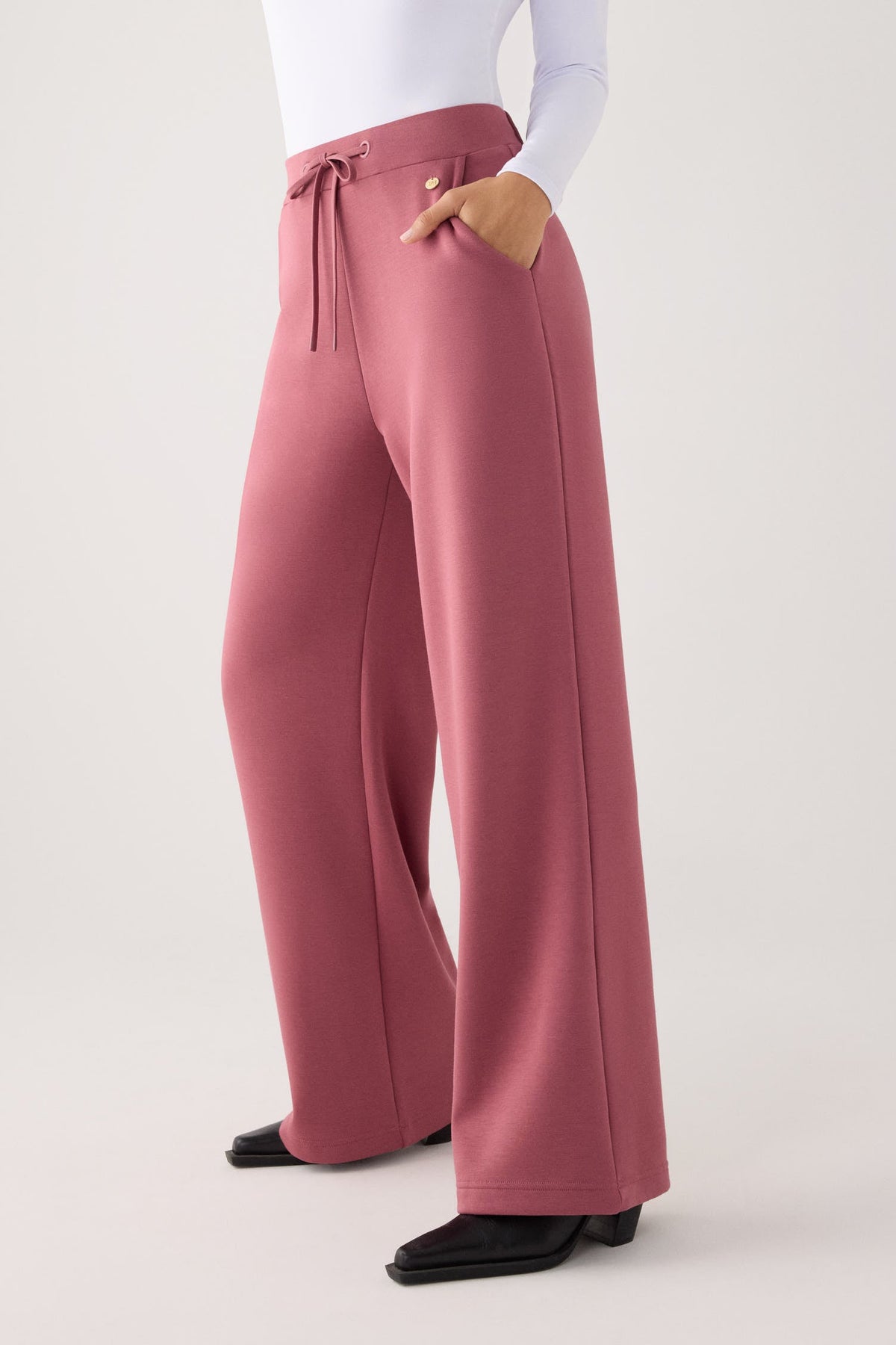 70743-nocturne-rose-pantalones-comodos-rectos-afelpados-tiro-alto-cintura-ajustable-rosa