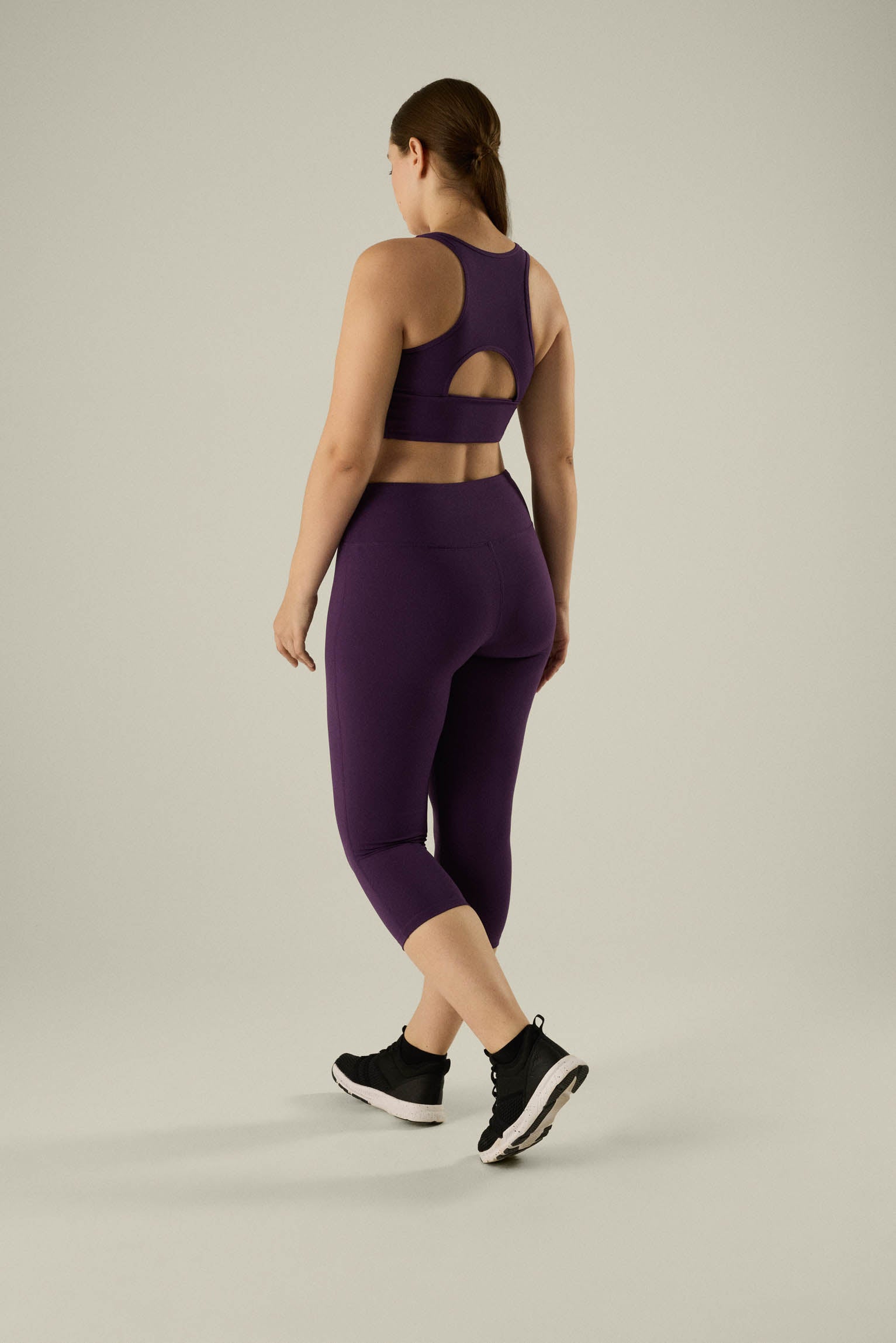 70803-9-ropa-deportiva-legging-mujer-ysabel-mora - Violeta