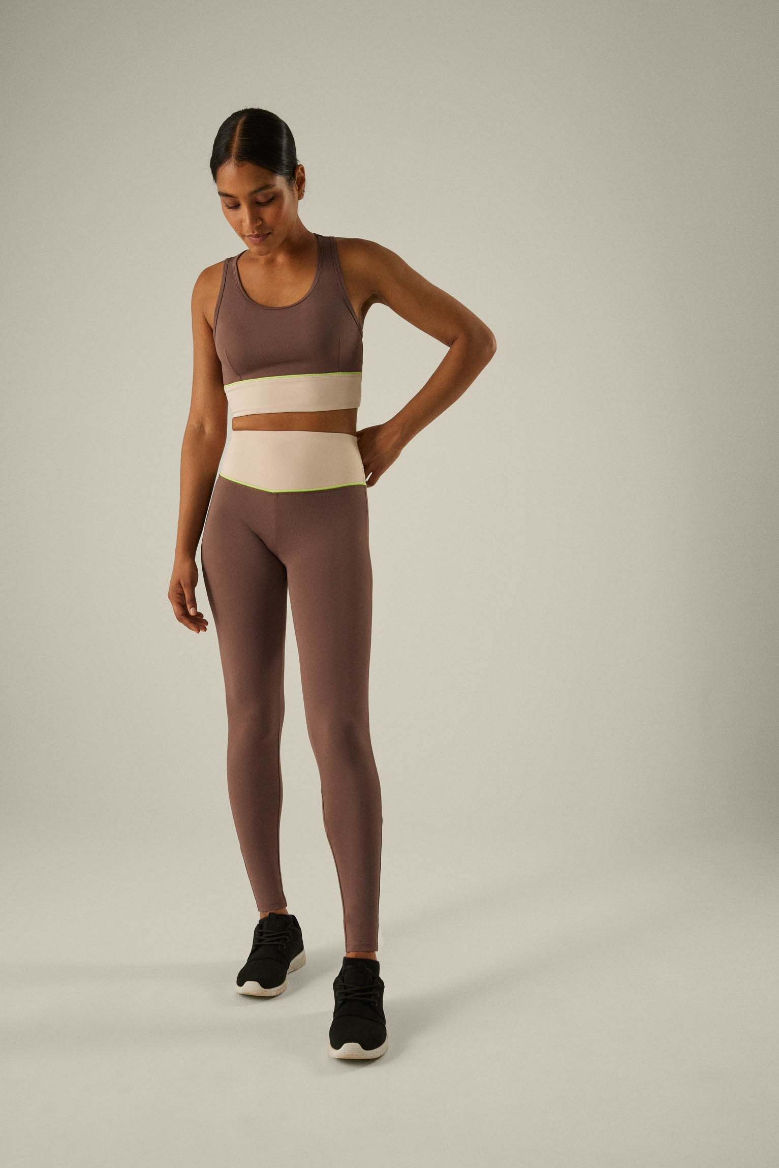 70876-6-ropa-deportiva-legging-mujer-ysabel-mora - Marrón