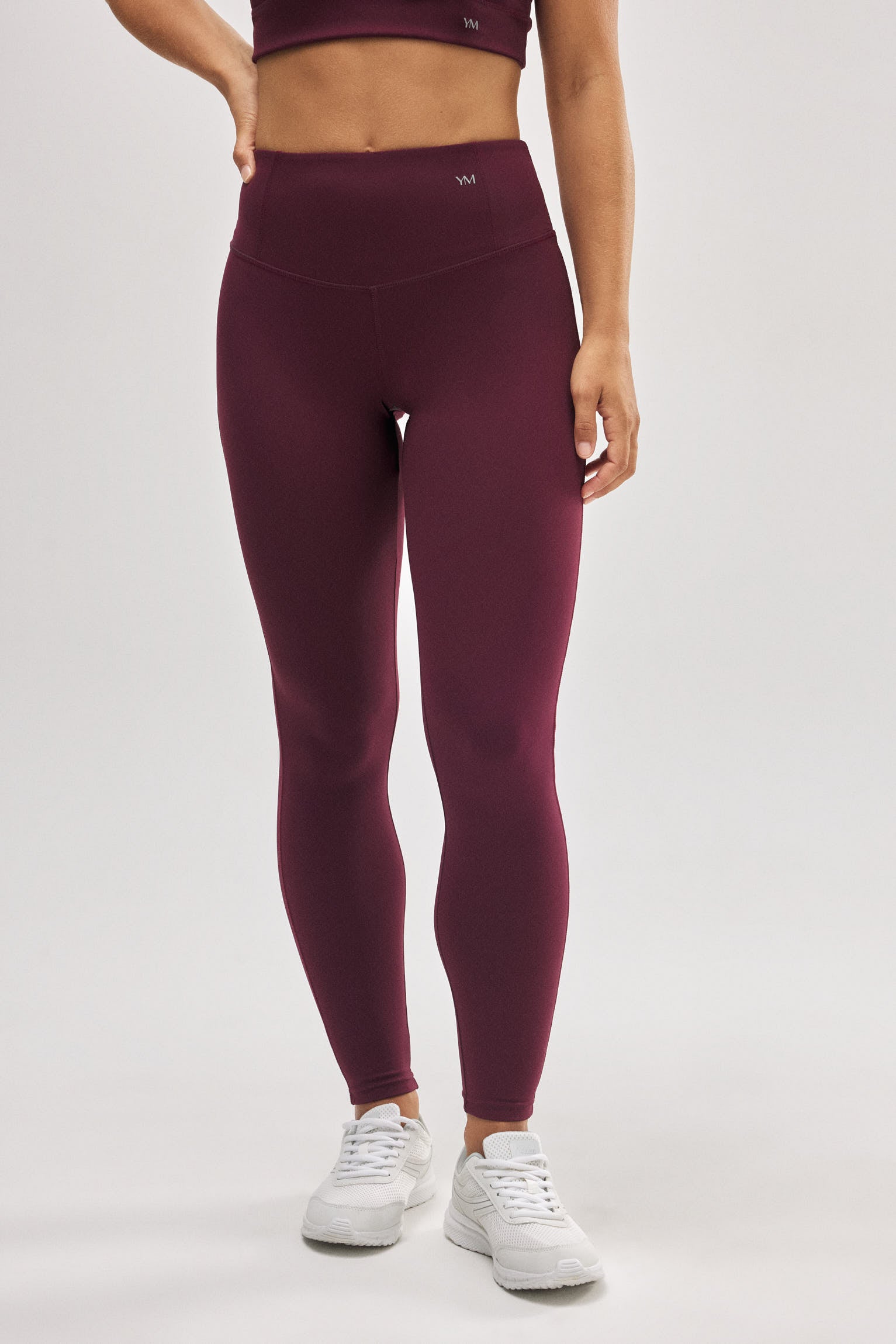 70924-1-leggings-deportivos-efecto-push-up-burdeos