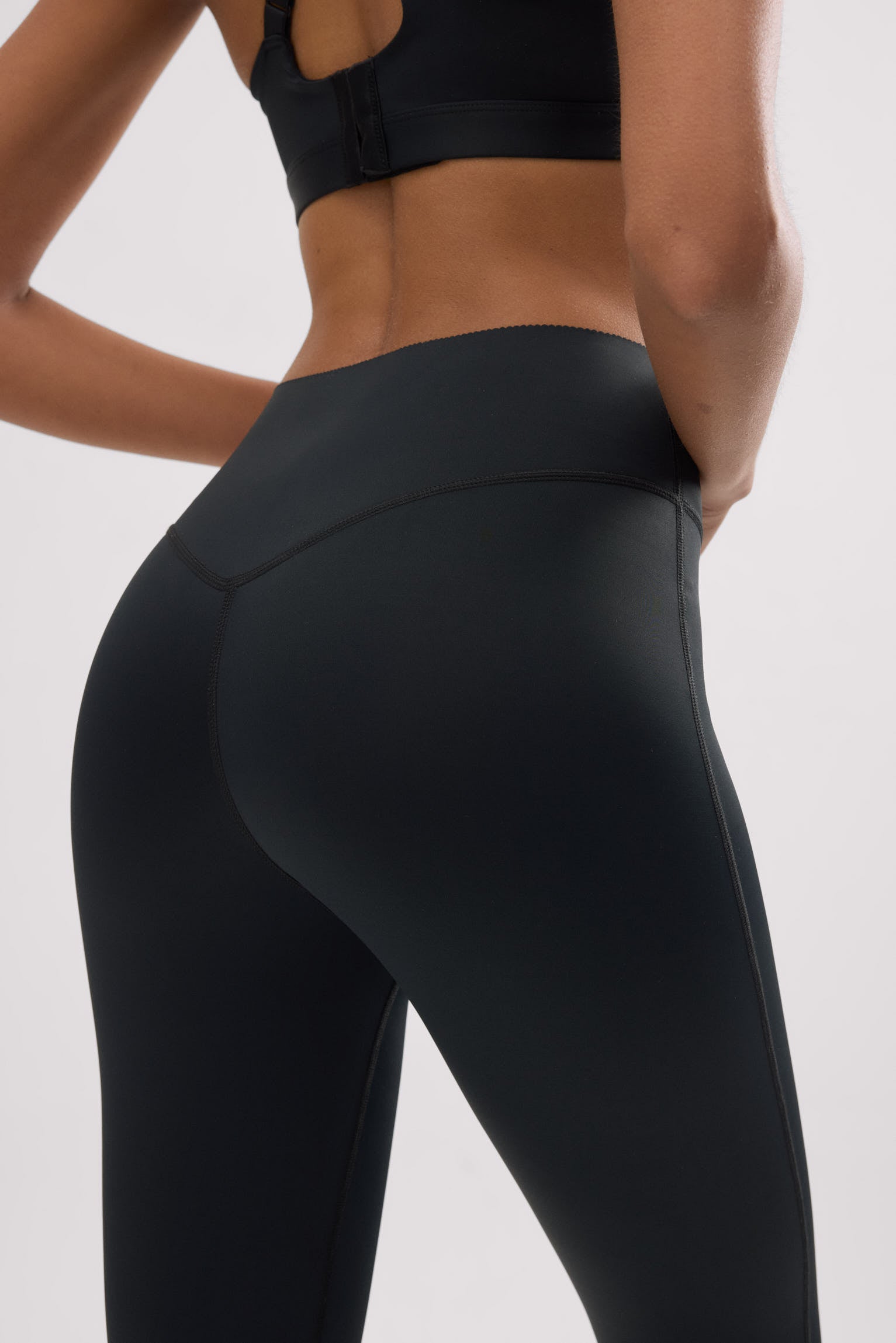 Leggings deportivos Compressive efecto push-up negro - Ysabel Mora