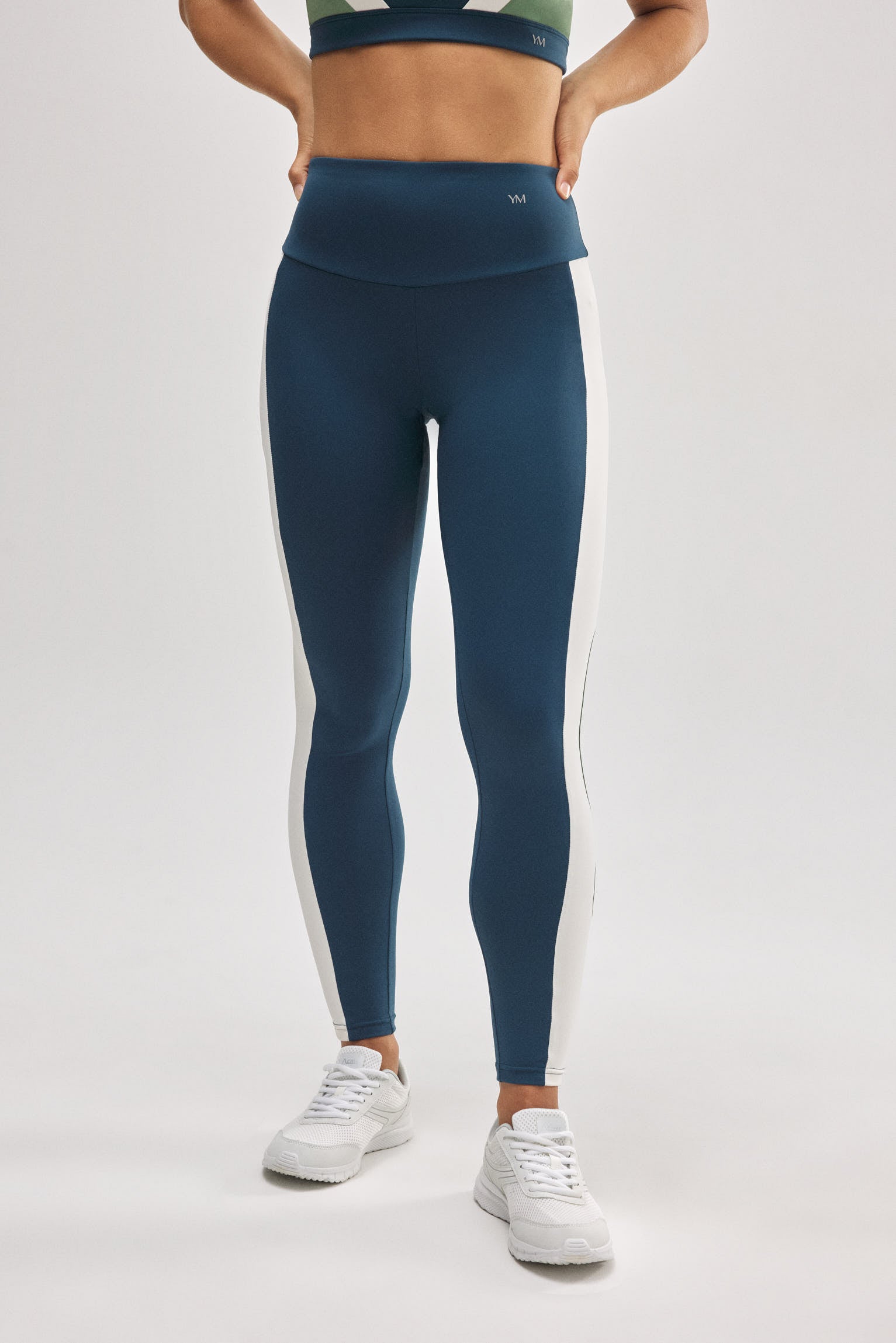 70930-1-leggings-deportivos-color-block-efecto-push-up-azul
