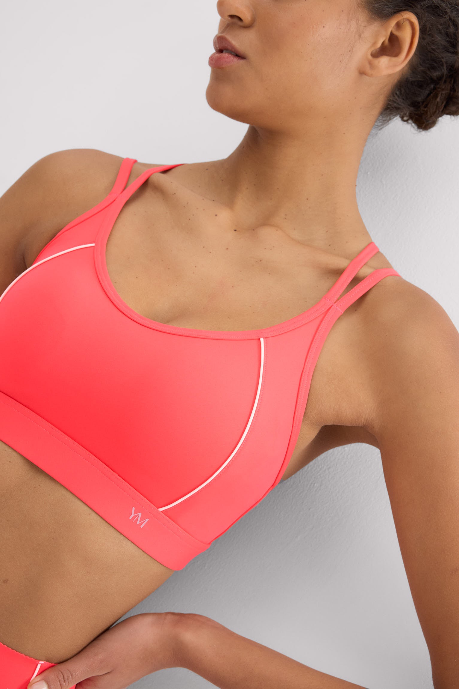 Sujetador deportivo Compressive espalda cruzada coral - Ysabel Mora