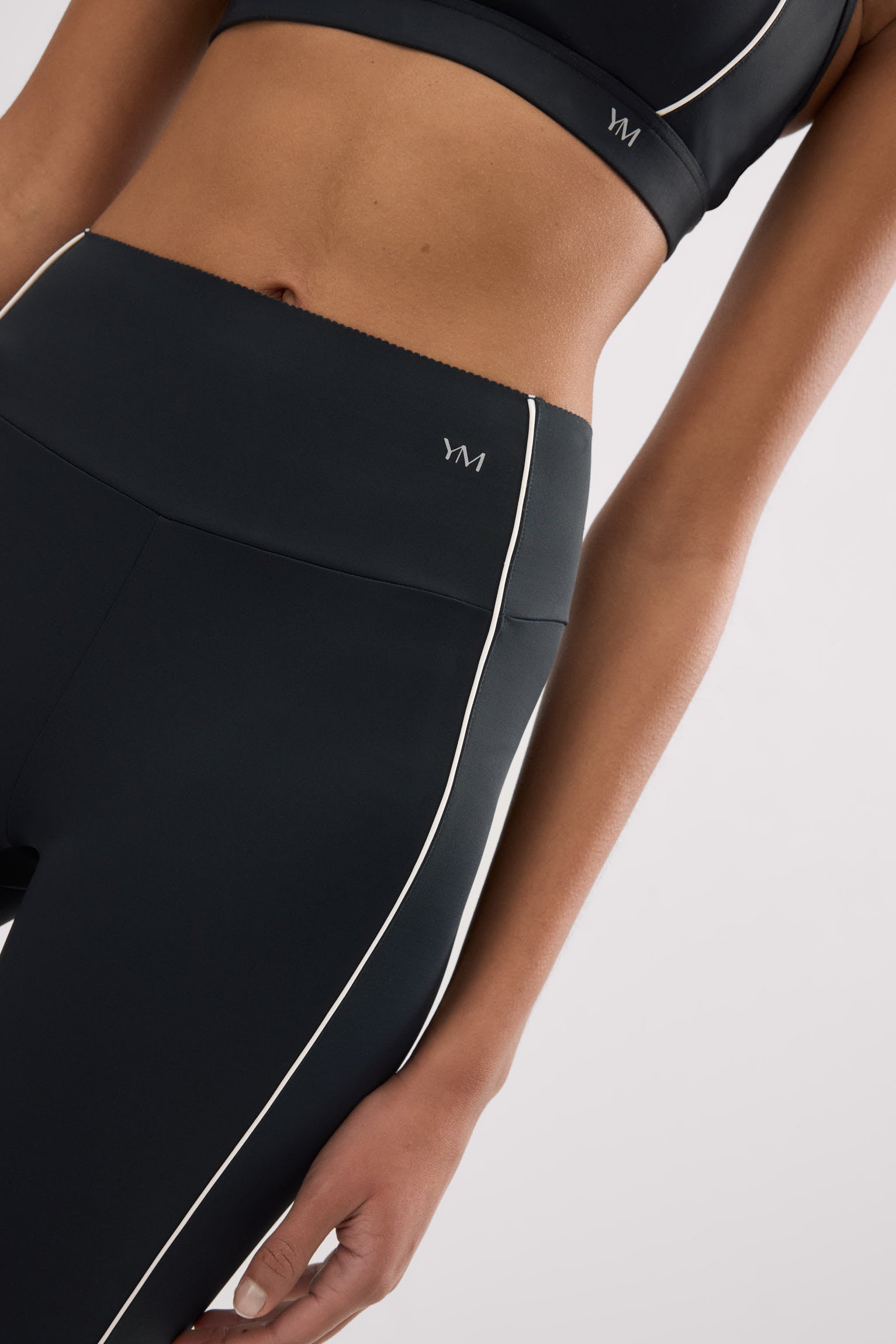 Leggings deportivos Compressive largos efecto push-up negro - Ysabel Mora