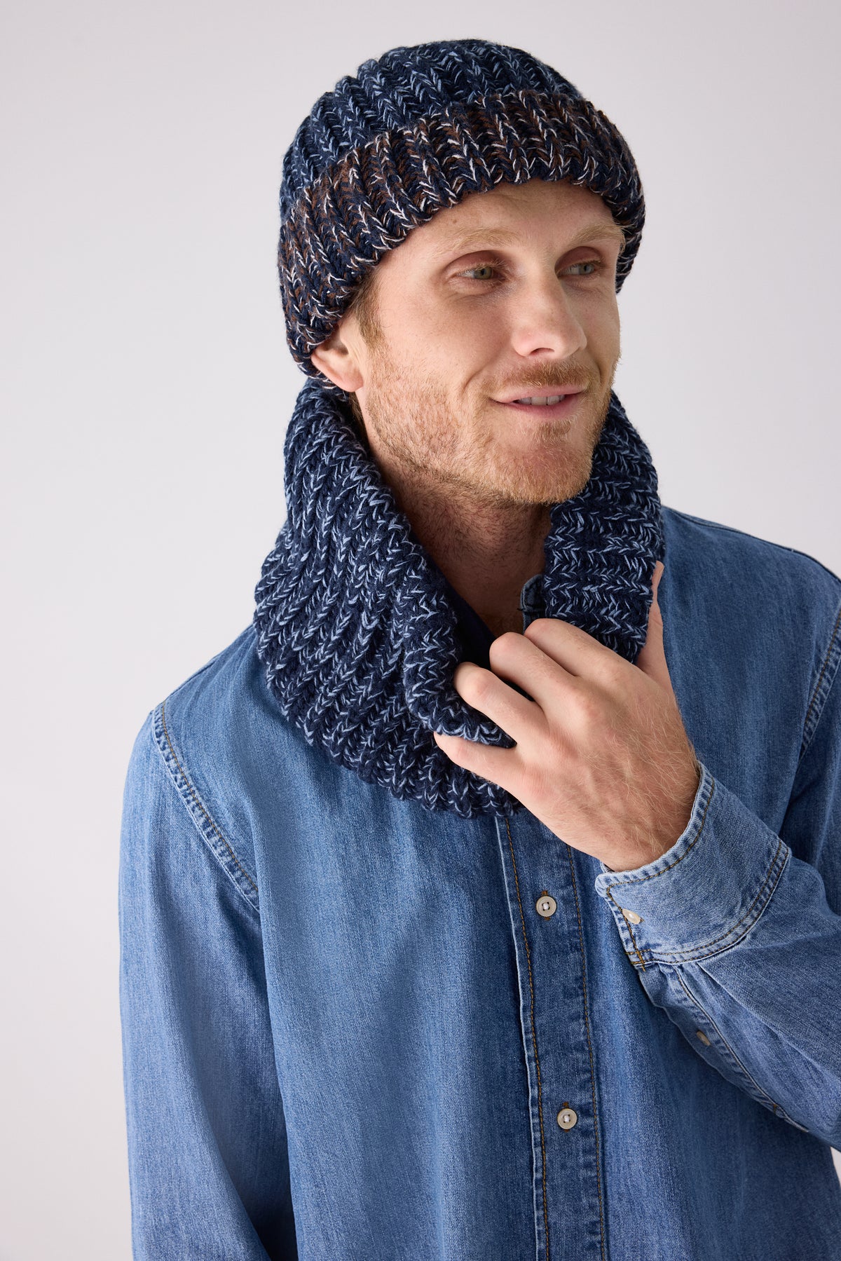 Cuello de punto para hombre con forro polar jaspeado