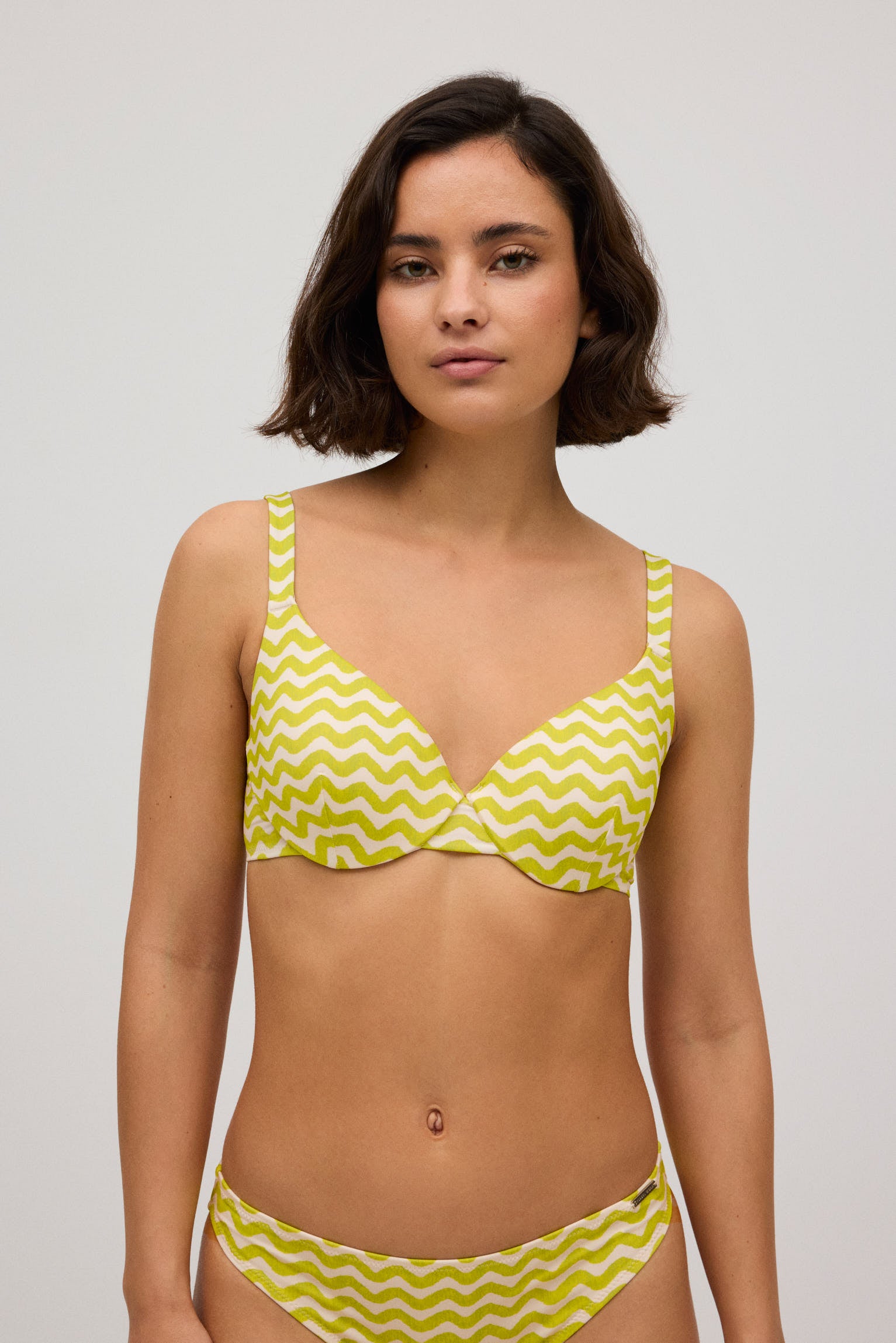 82830-7-top-bikini-con-aro-uphoria-estampado-ondas-mujer-ysabel-mora-lima