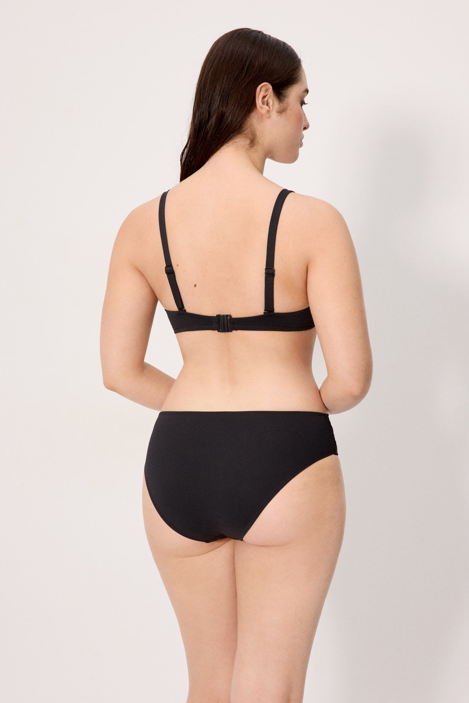 83345-negro-braga-bikini-mujer-midi-micropique-negro--ysabel-mora