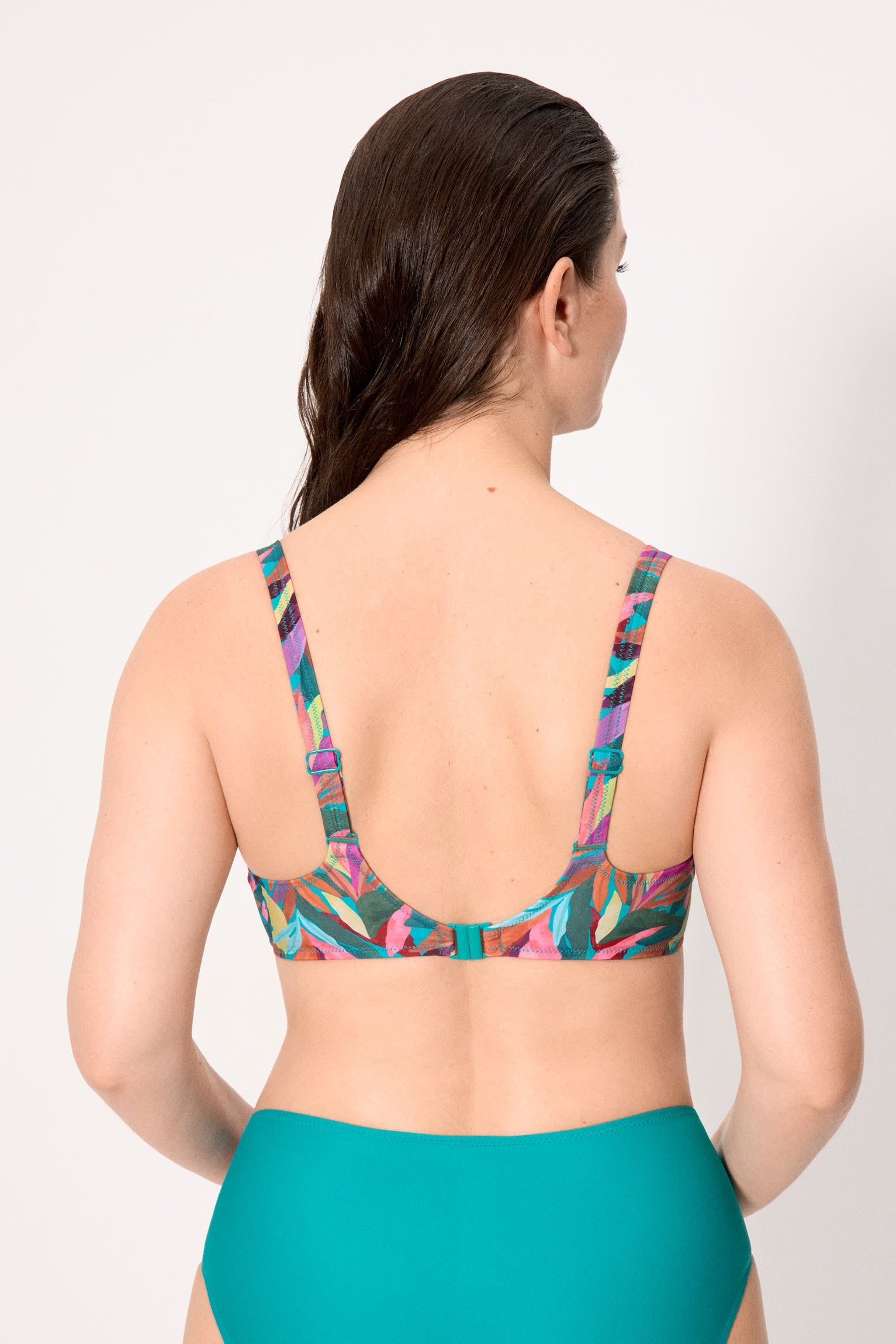 Leaf print slimming bikini top, cups D and E