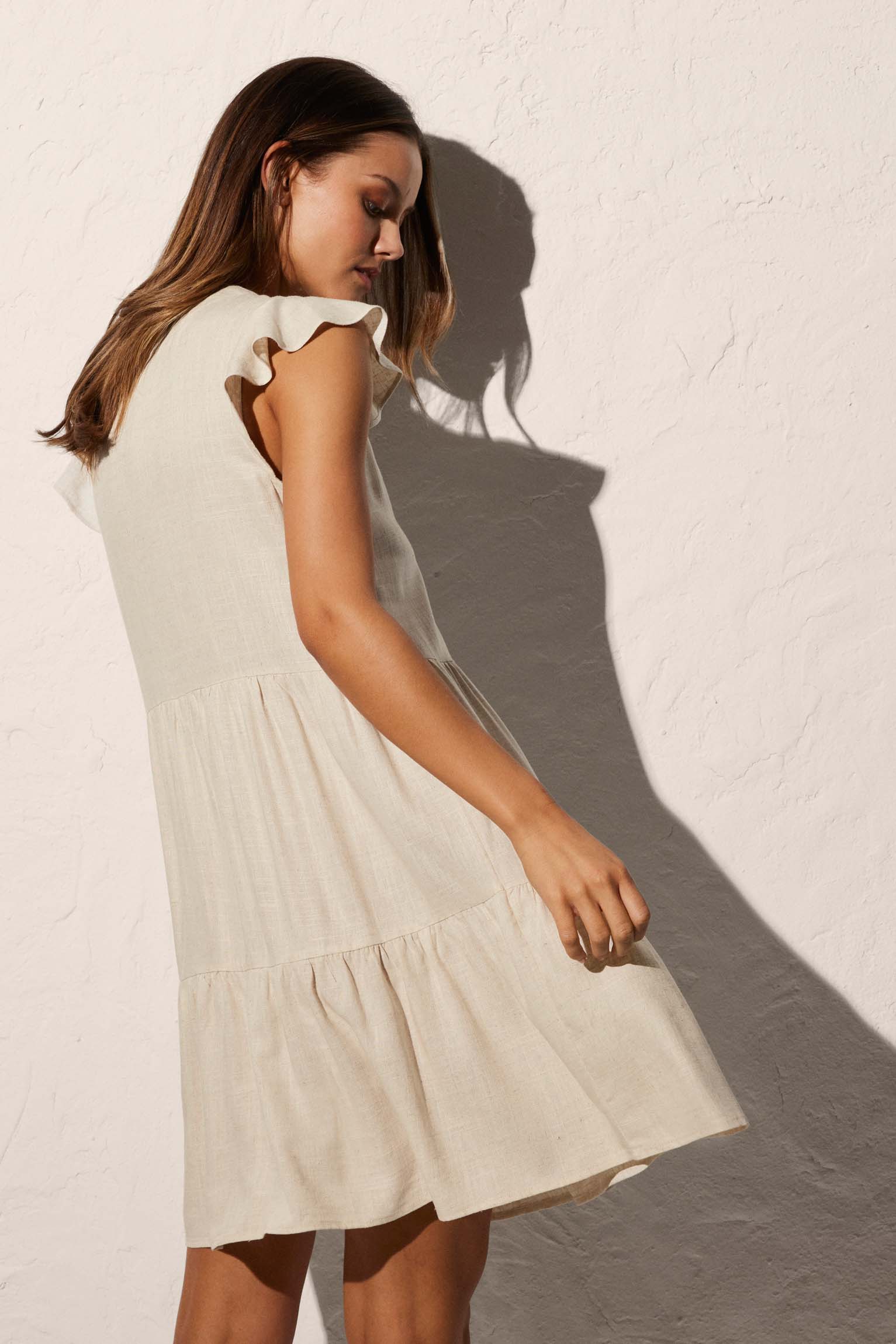 Short flared beach dress with linen